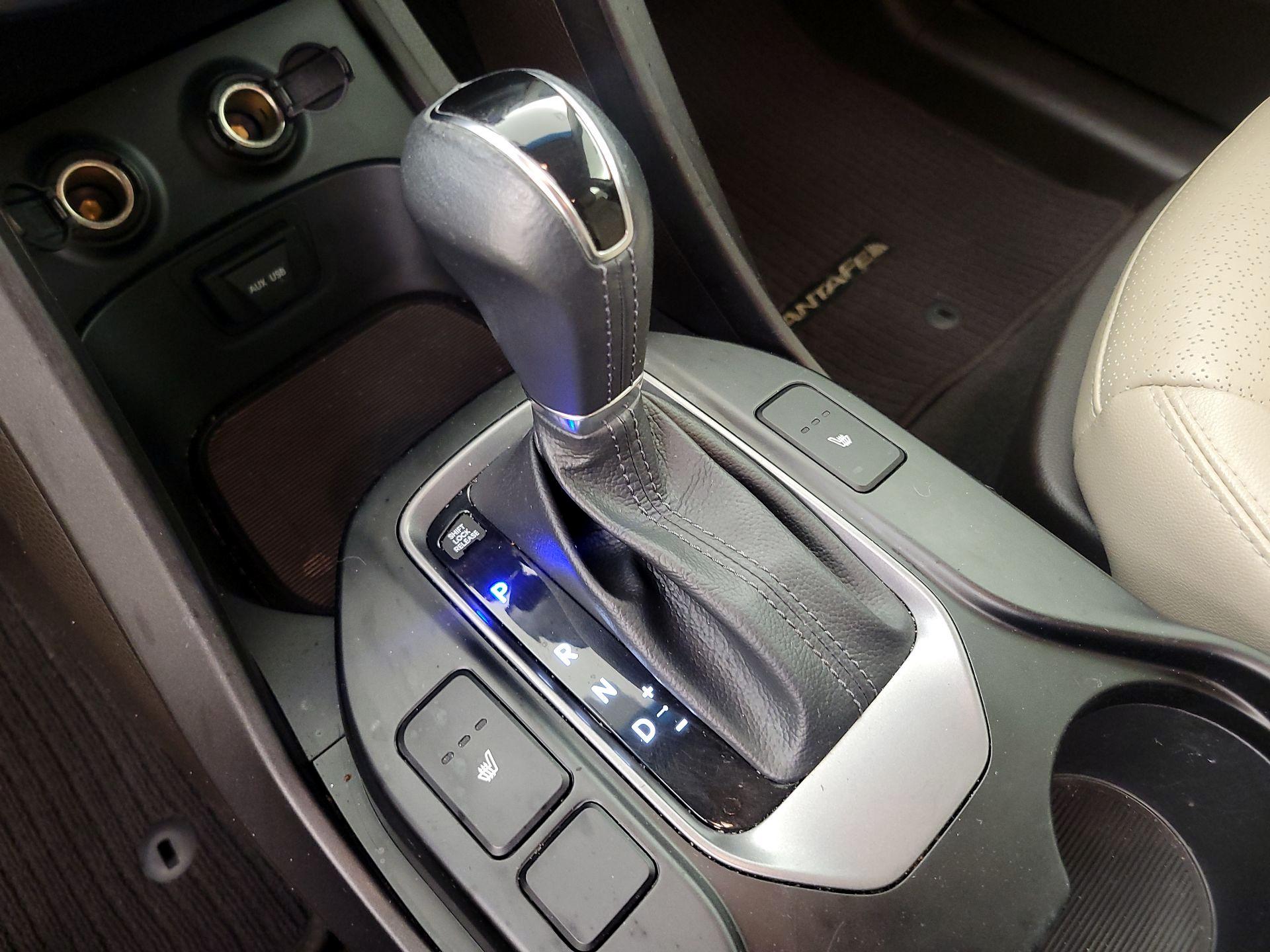 Thumbnail: 2014 Hyundai Santa Fe - 17