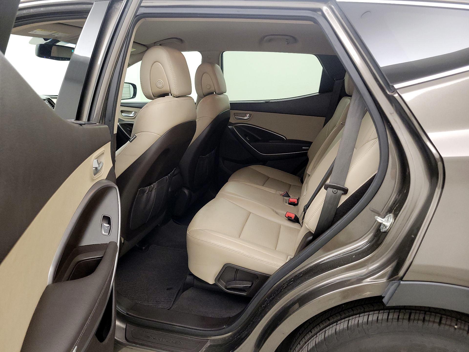 Thumbnail: 2014 Hyundai Santa Fe - 19