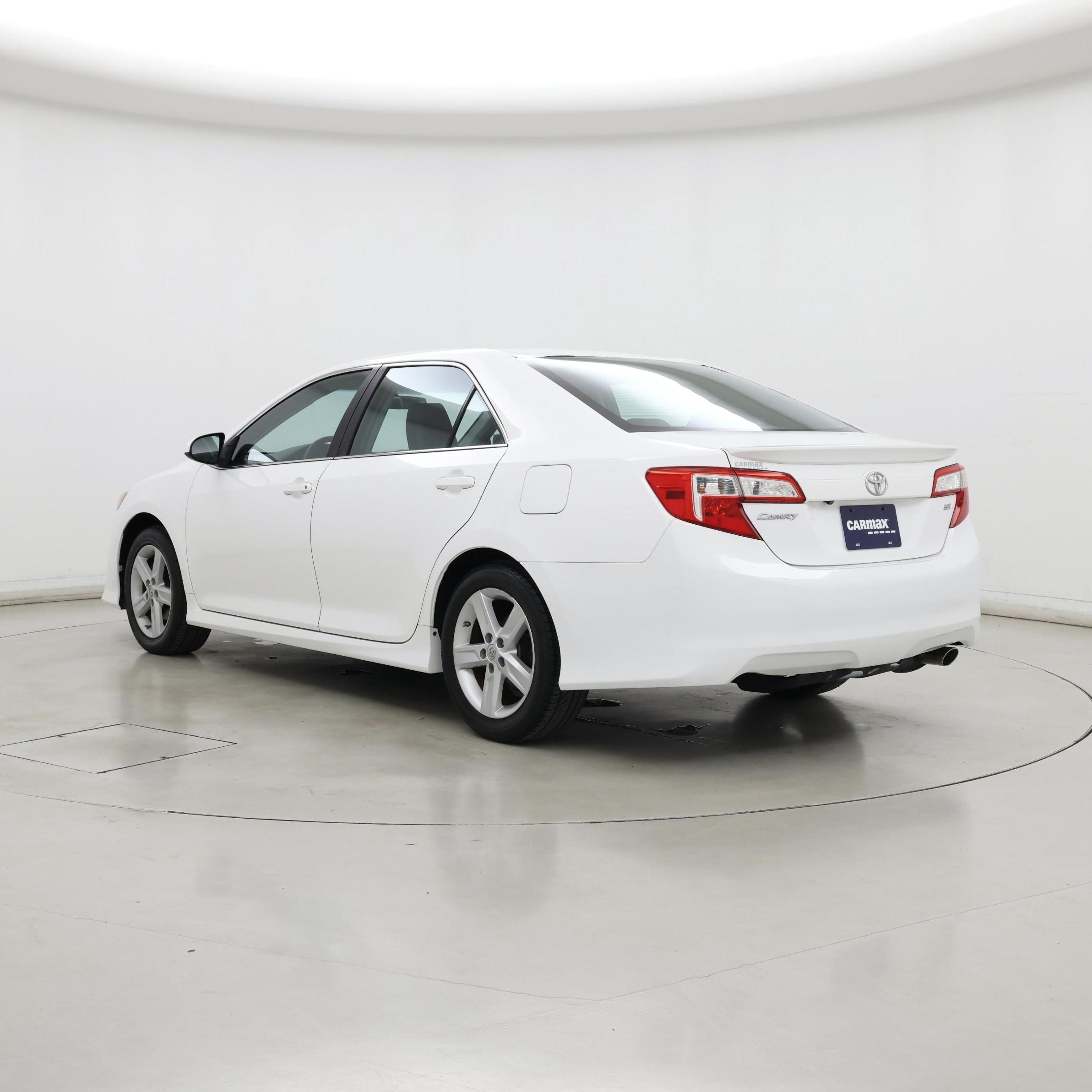 Thumbnail: 2014 Toyota Camry - 2
