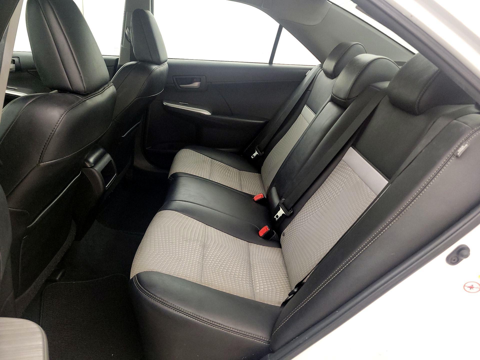 Thumbnail: 2014 Toyota Camry - 19