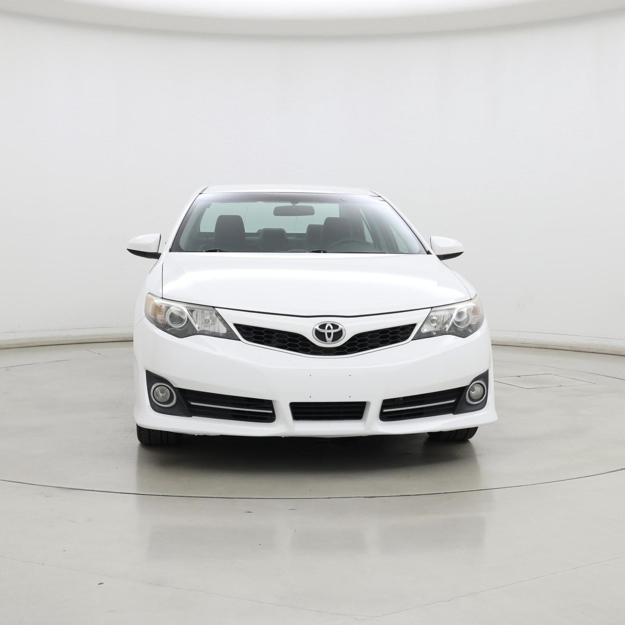 Thumbnail: 2014 Toyota Camry - 5