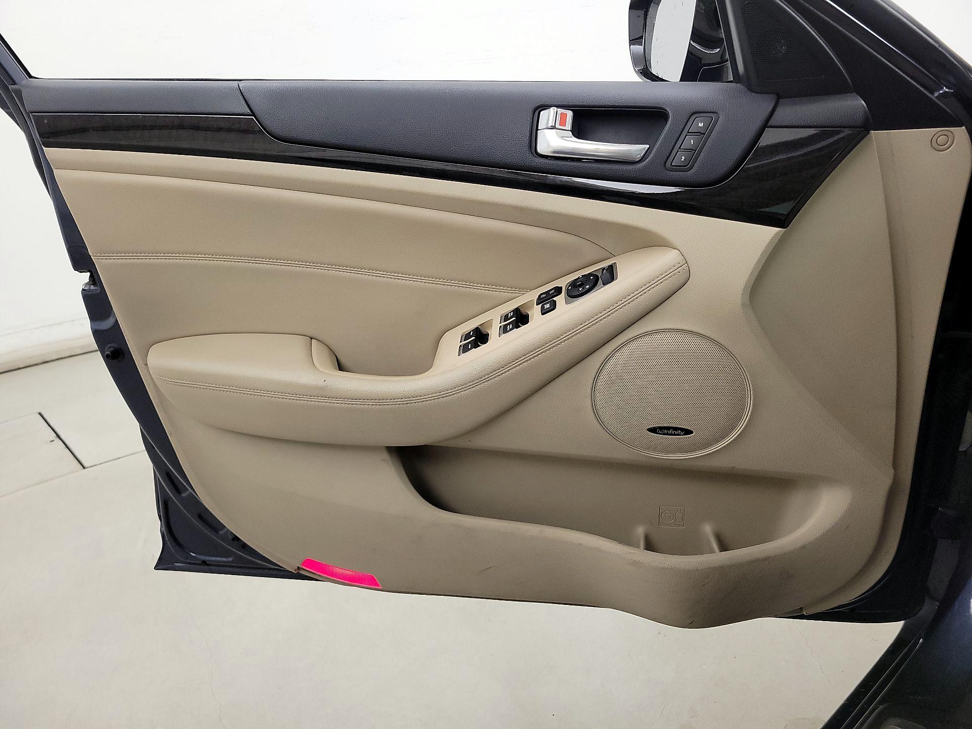 Thumbnail: 2014 Kia Cadenza - 12