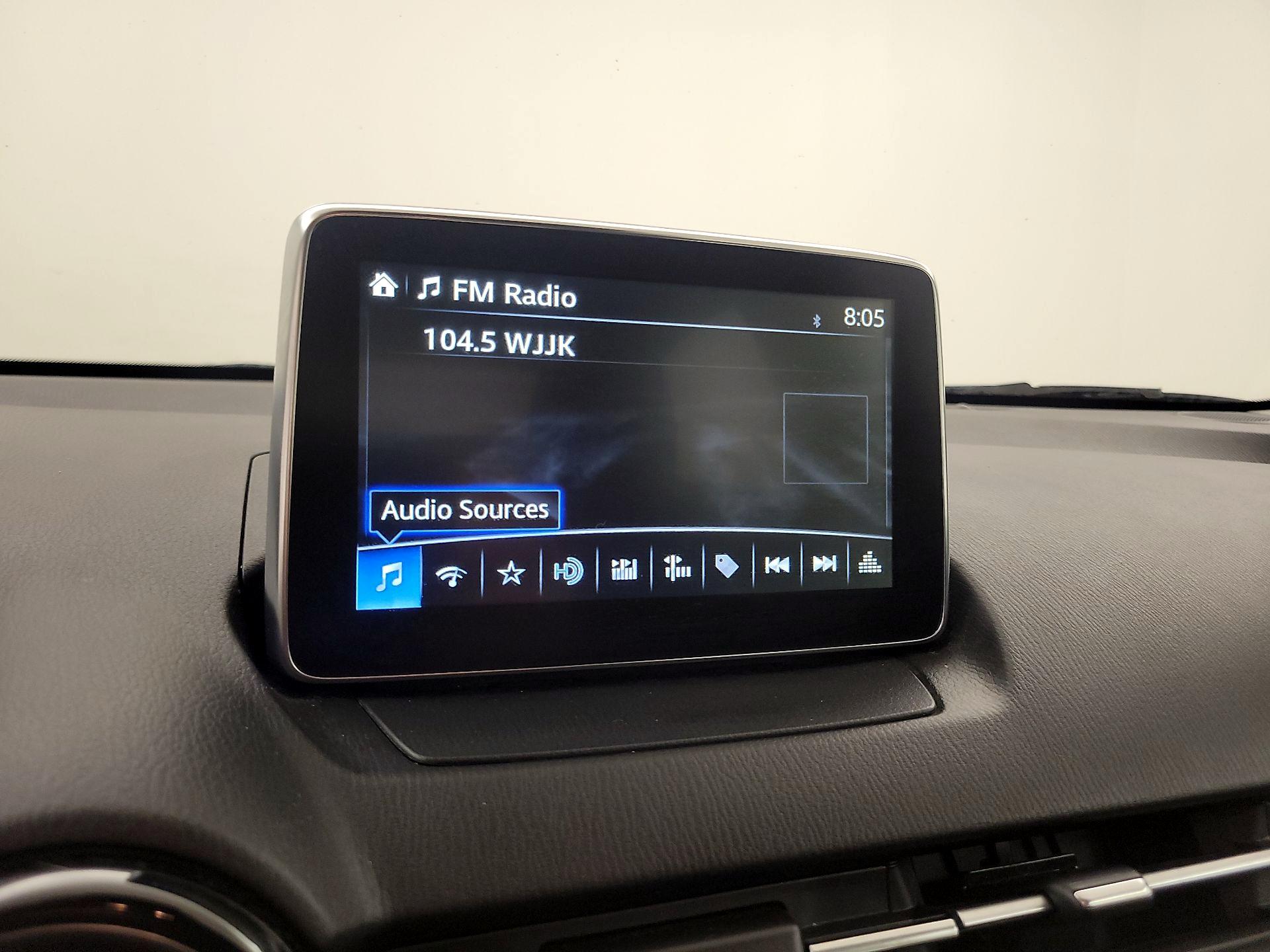 Thumbnail: 2017 Toyota Yaris iA - 15