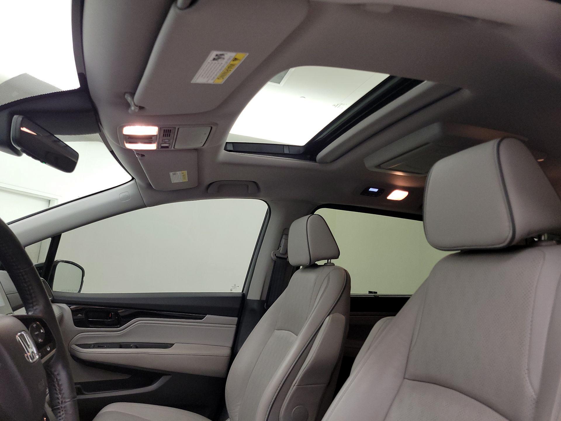 Thumbnail: 2023 Honda Odyssey - 20