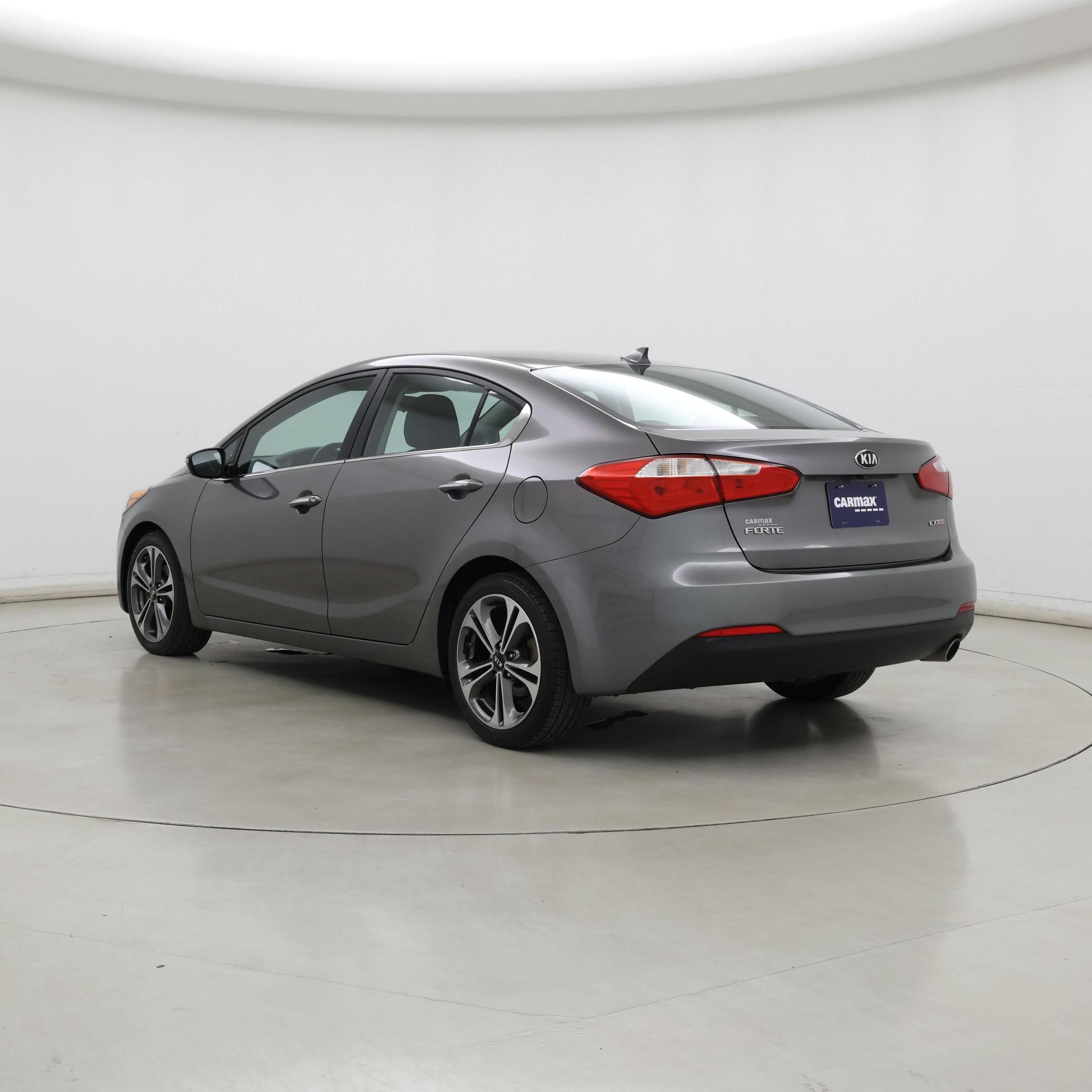 Thumbnail: 2015 Kia Forte - 2