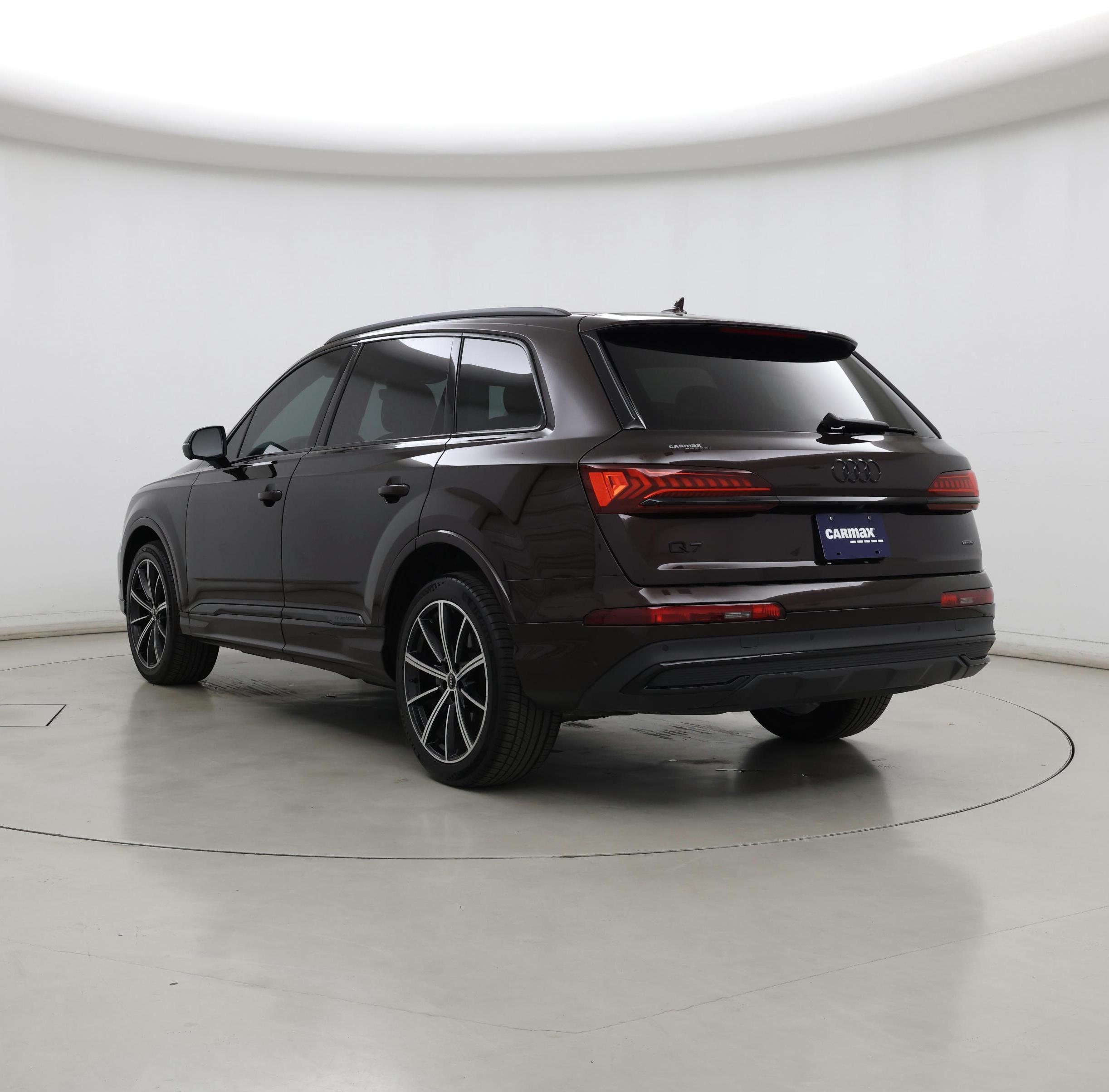 Thumbnail: 2022 Audi Q7 - 2