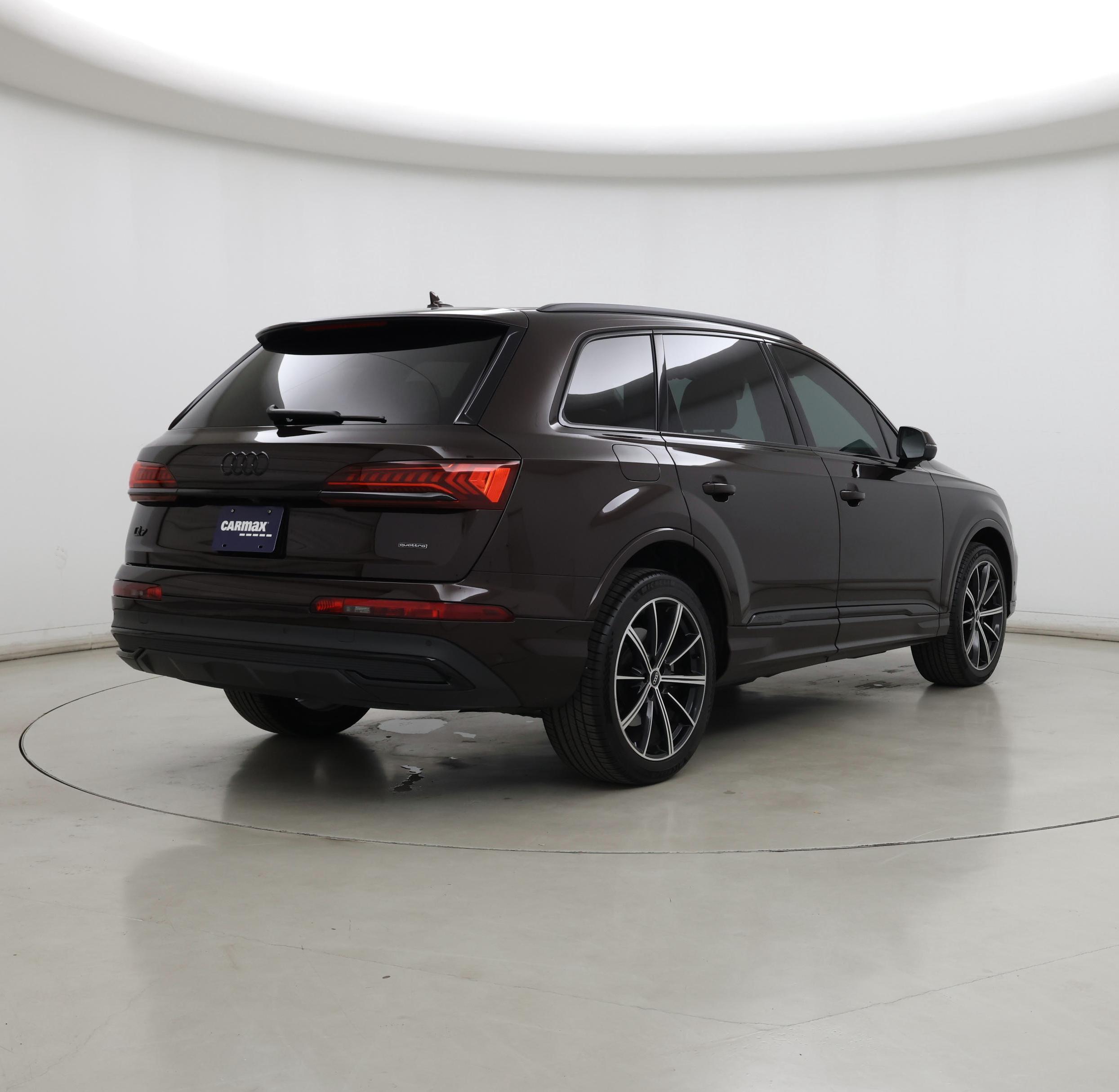 Thumbnail: 2022 Audi Q7 - 8