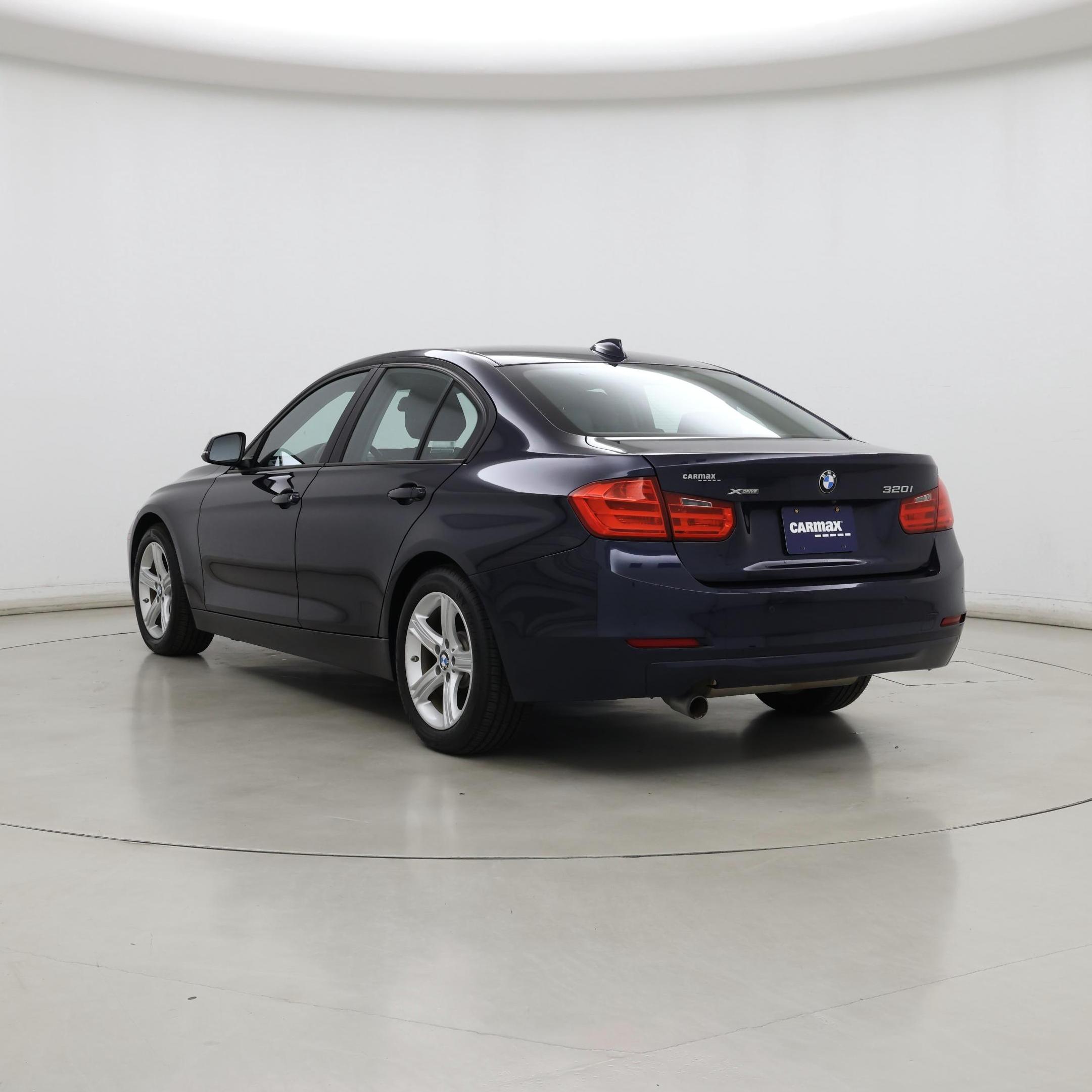 Thumbnail: 2015 BMW 3 Series - 2