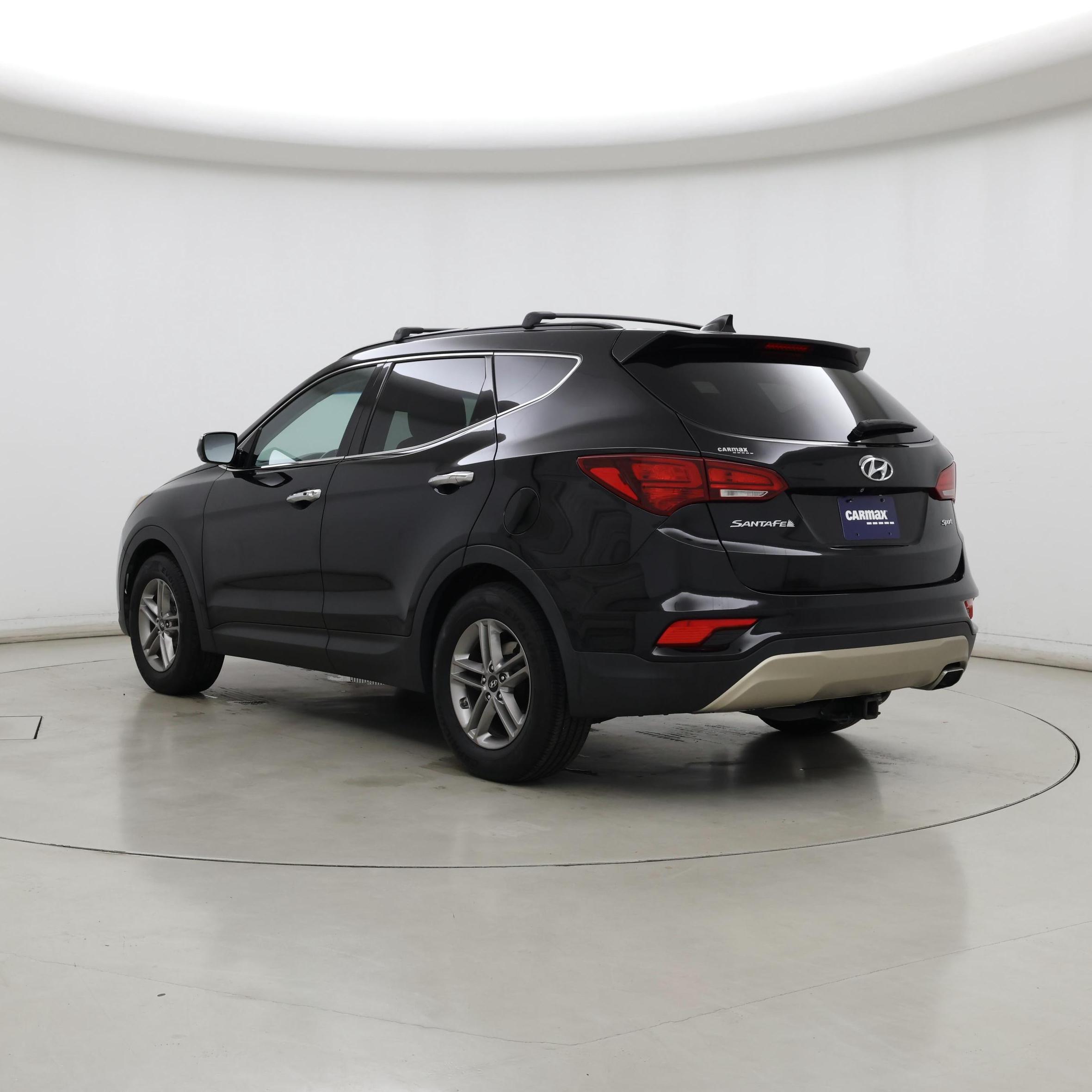 Thumbnail: 2017 Hyundai Santa Fe - 2