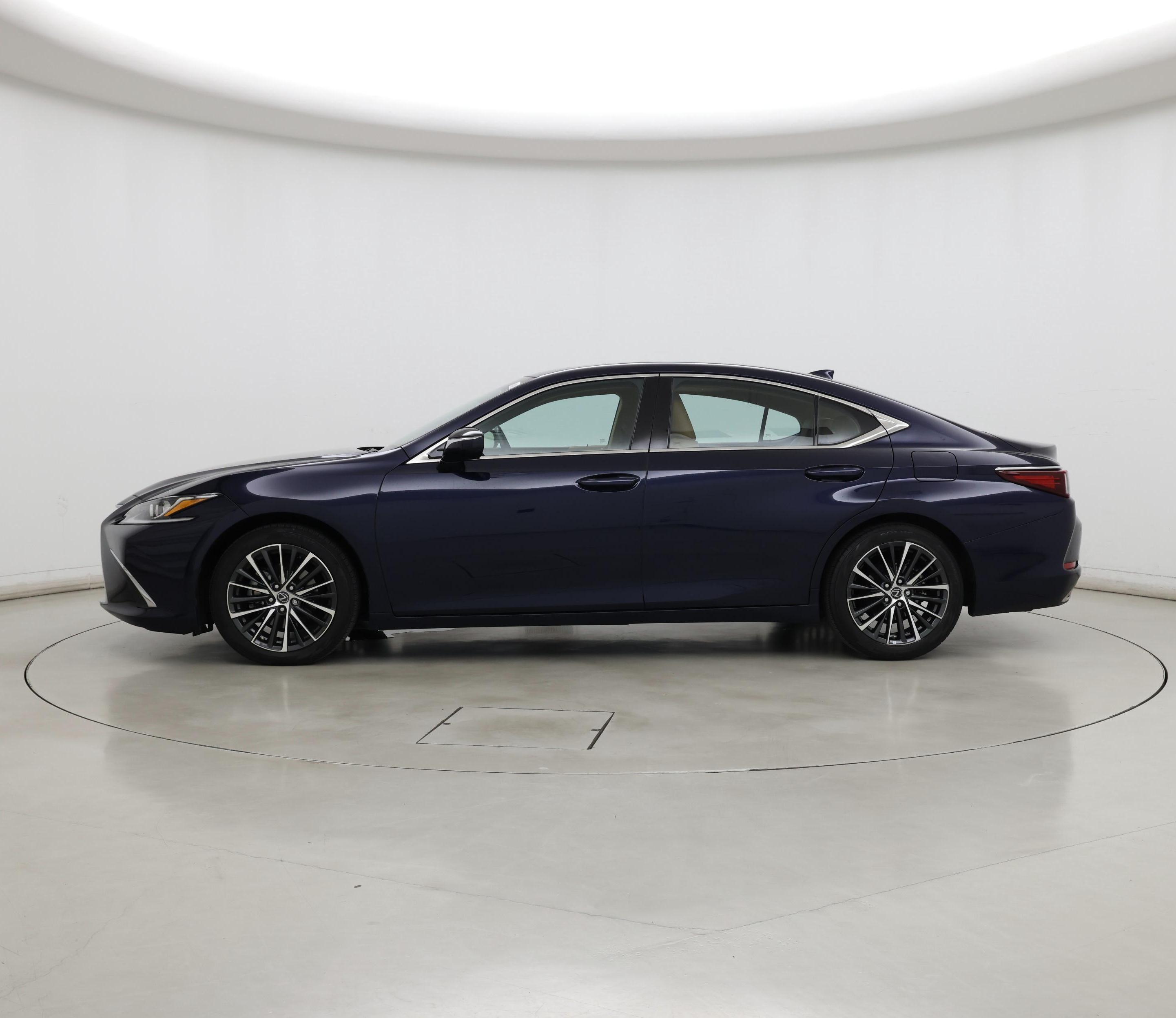 Thumbnail: 2022 Lexus ES - 3