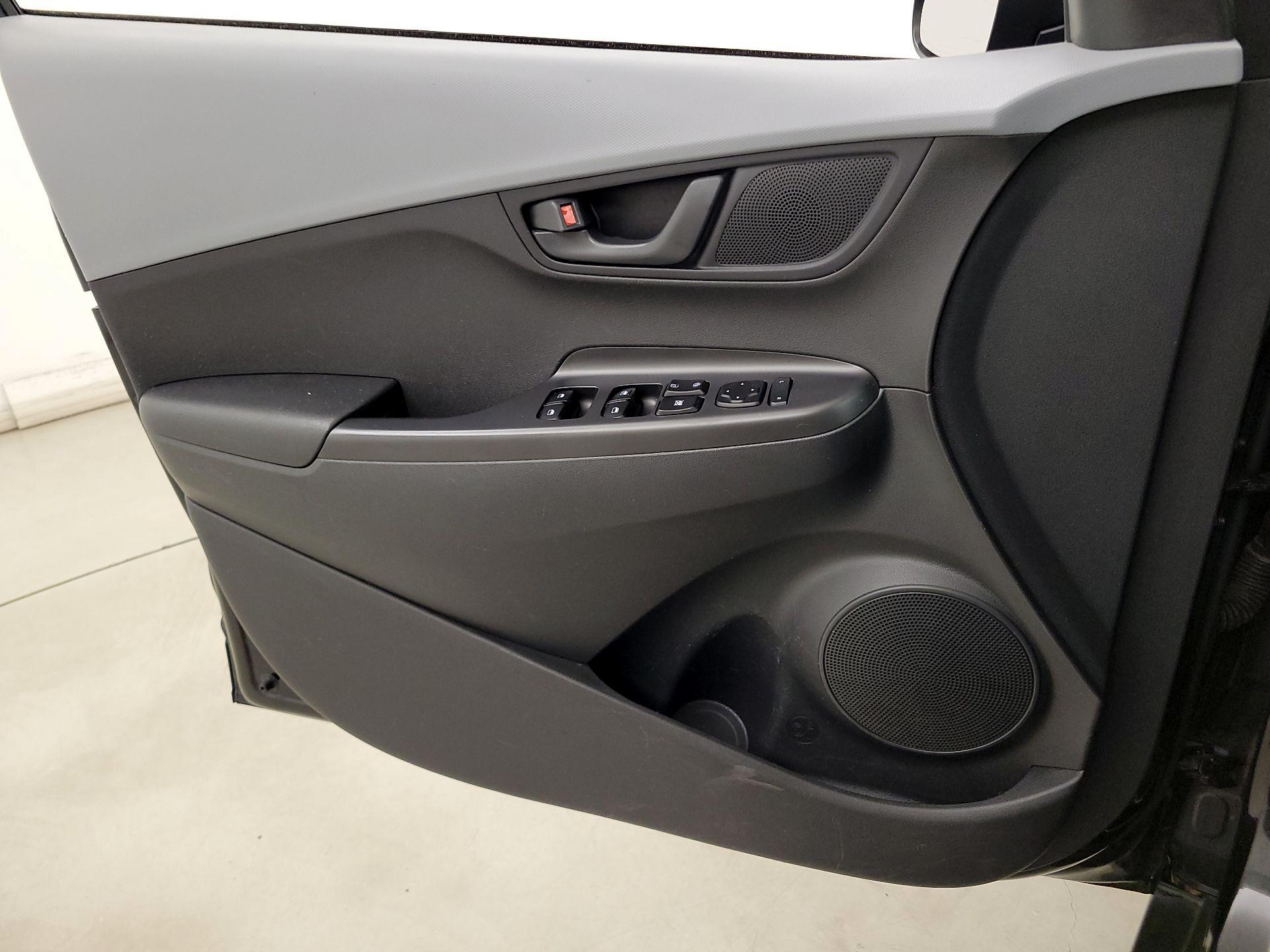 Thumbnail: 2019 Hyundai Kona - 12