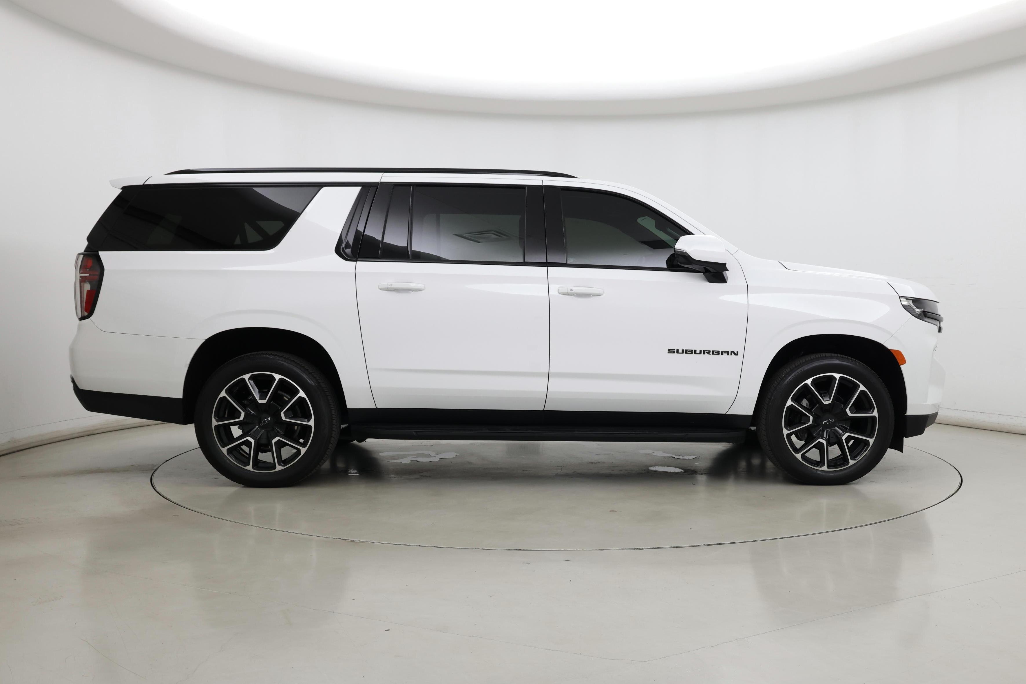 Thumbnail: 2024 Chevrolet Suburban - 7