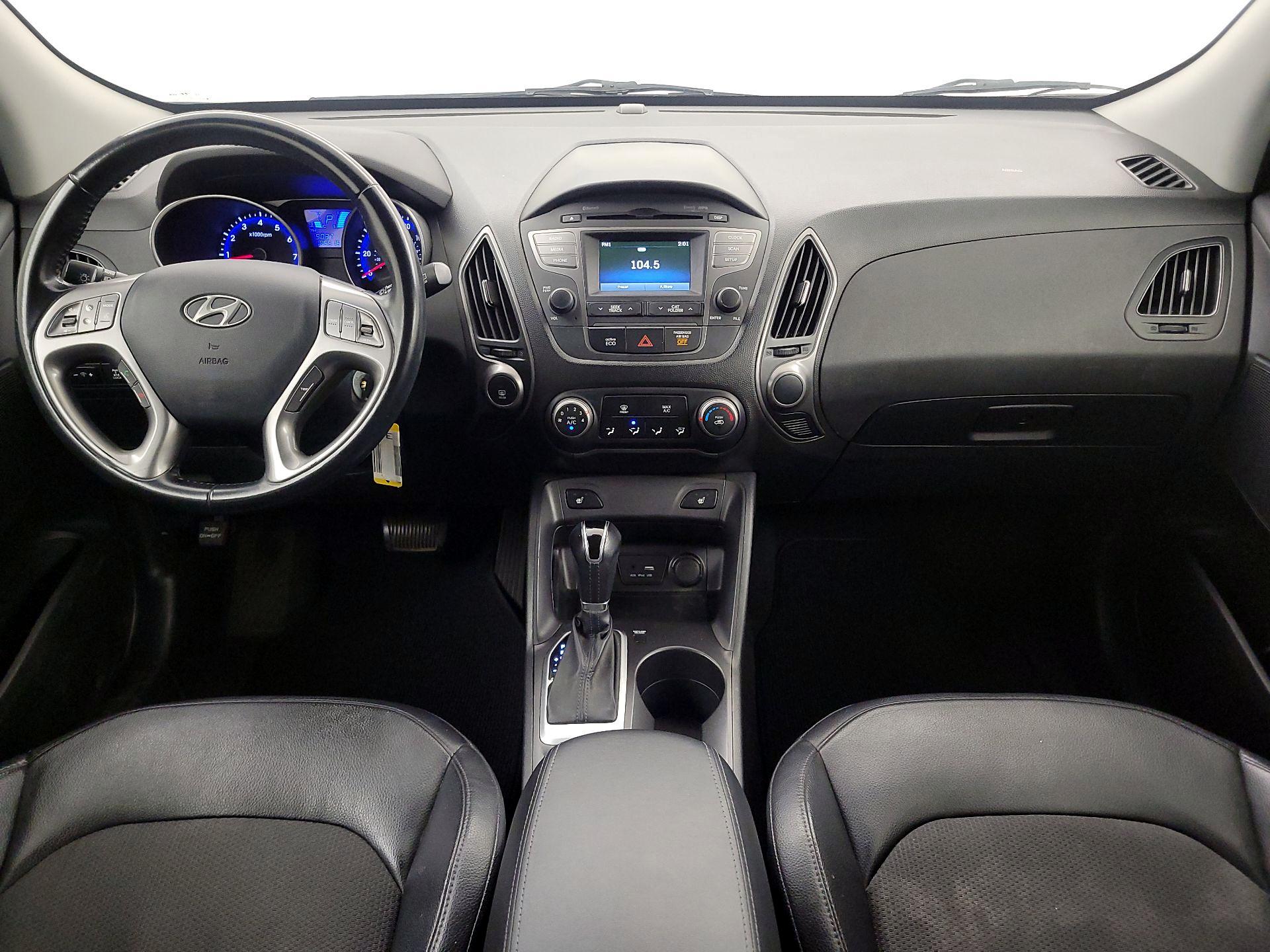 Thumbnail: 2015 Hyundai Tucson - 9