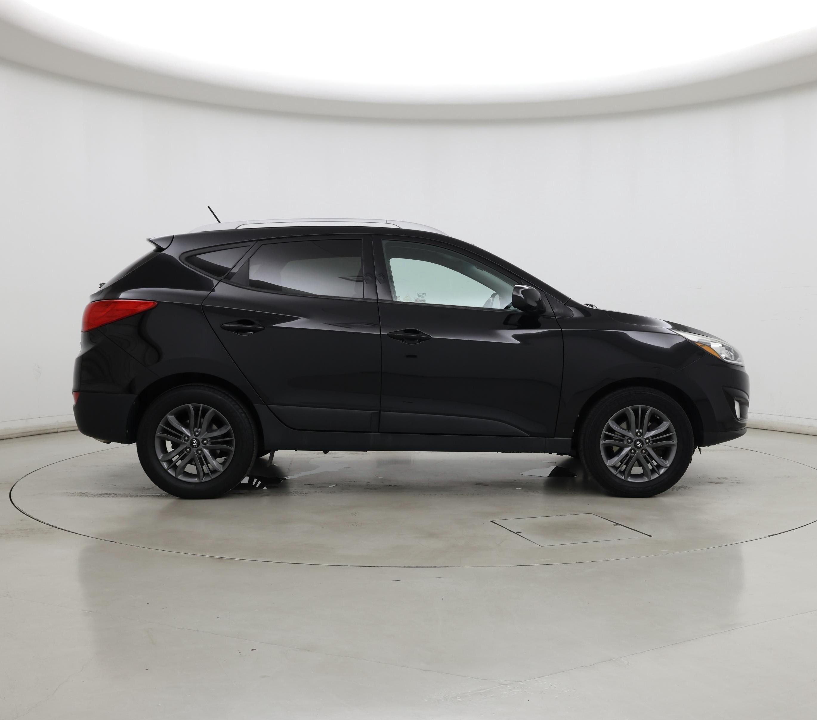 Thumbnail: 2015 Hyundai Tucson - 7