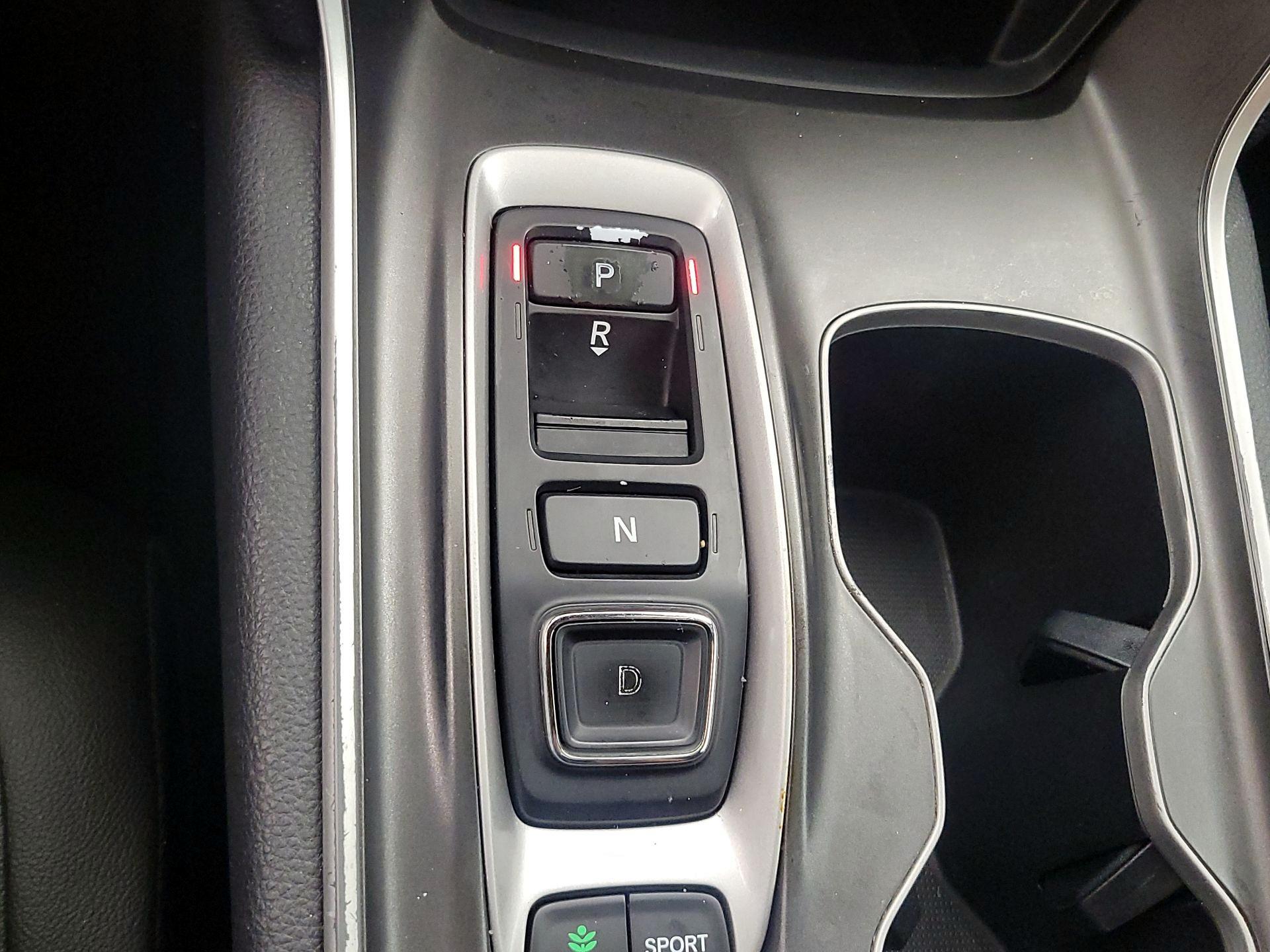 Thumbnail: 2019 Honda Accord - 17