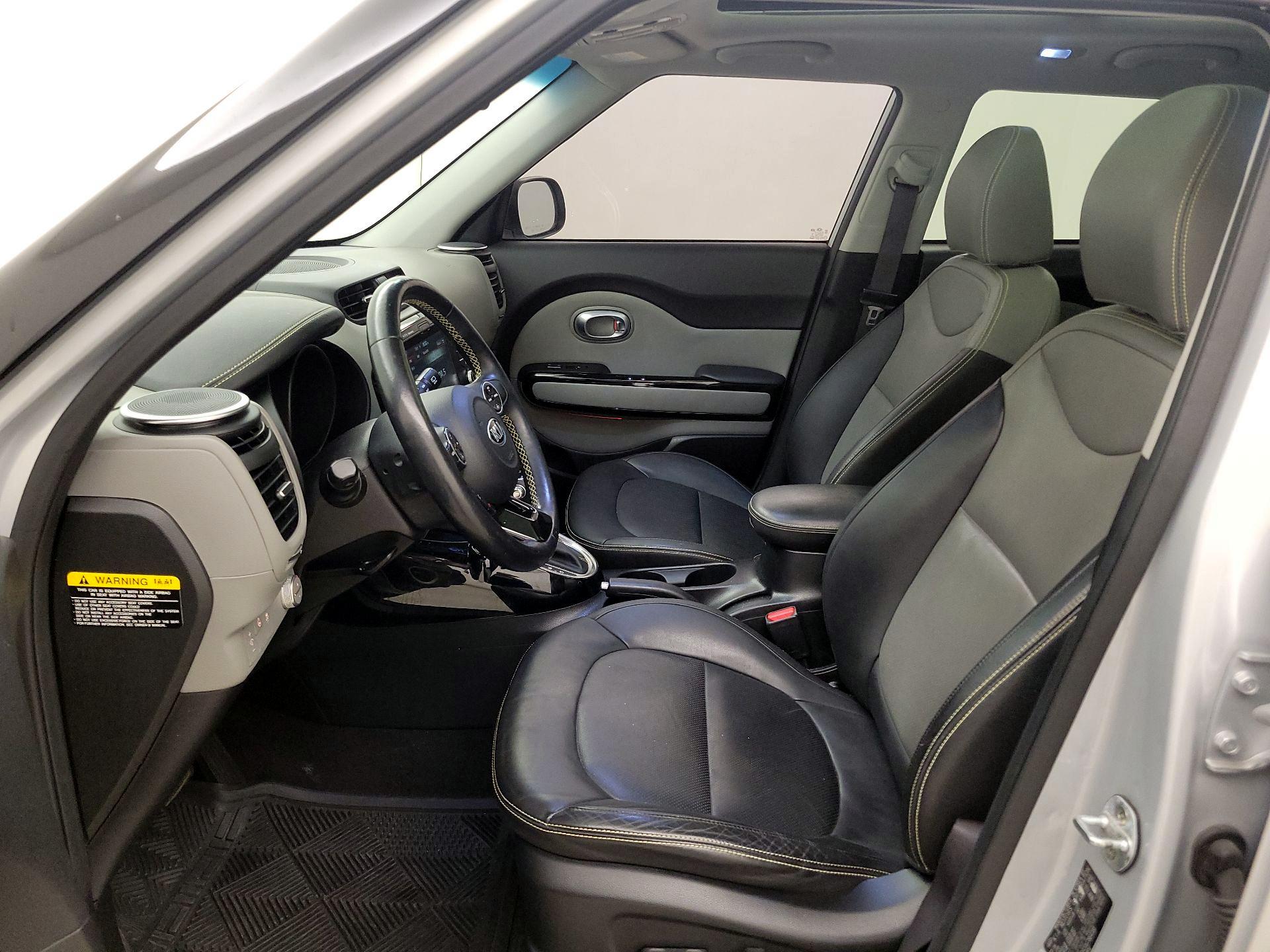 Thumbnail: 2016 Kia Soul - 11
