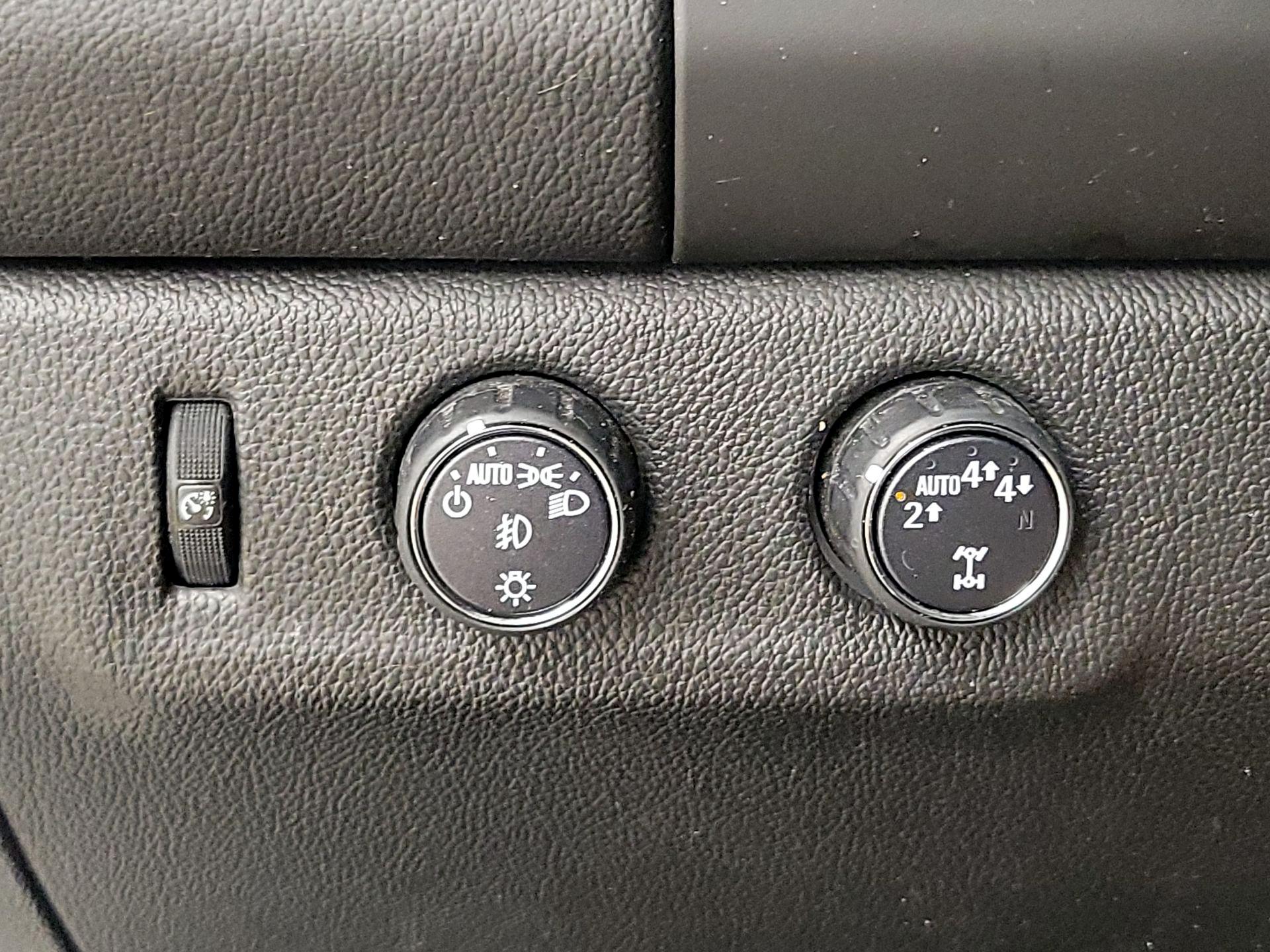 Thumbnail: 2017 Chevrolet Colorado - 13