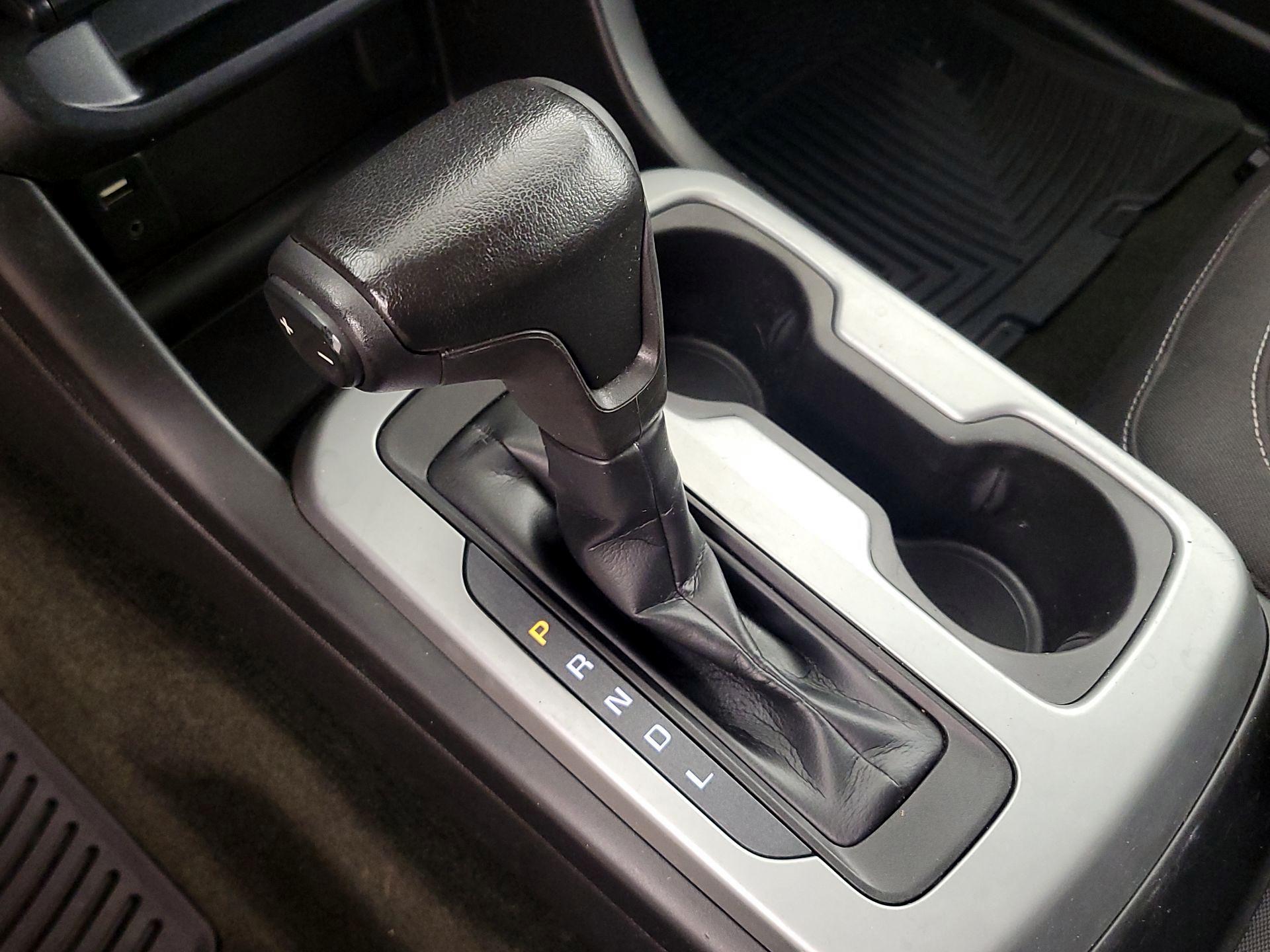 Thumbnail: 2017 Chevrolet Colorado - 17