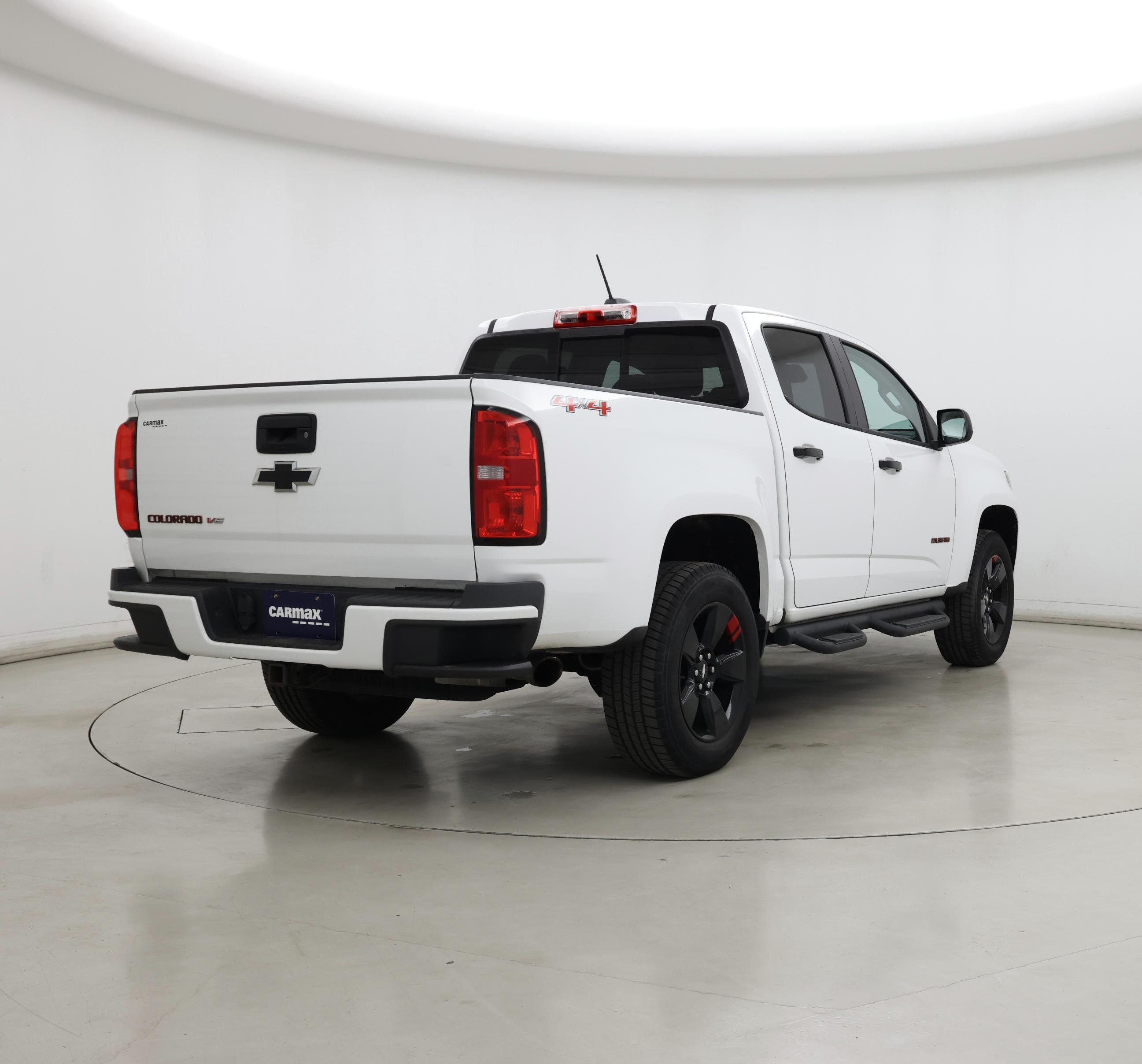 Thumbnail: 2017 Chevrolet Colorado - 8