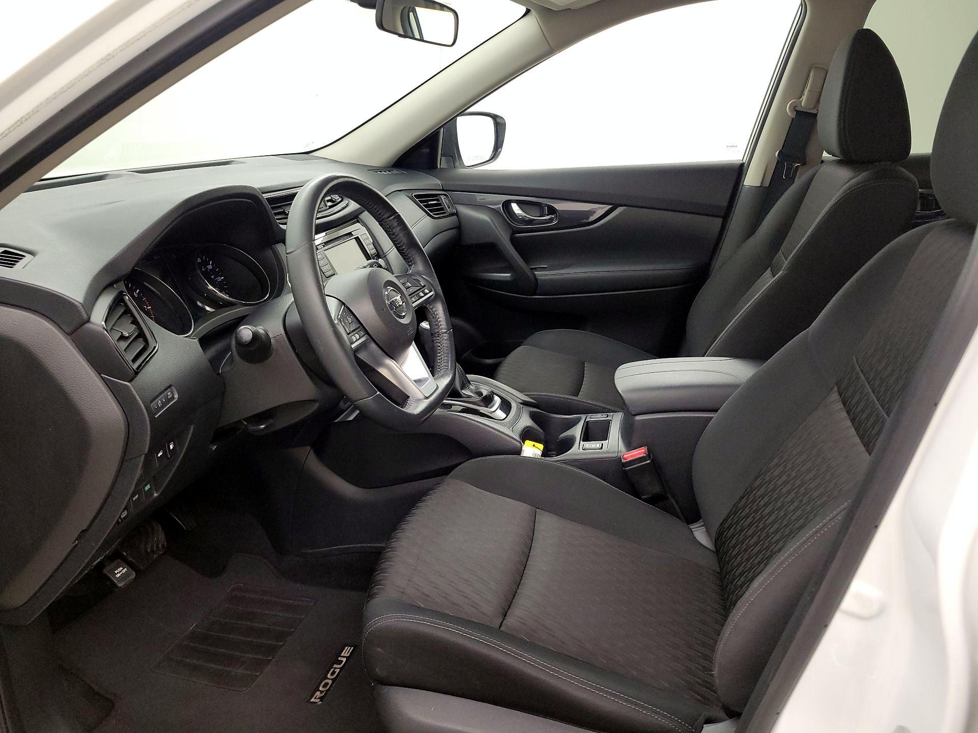 Thumbnail: 2018 Nissan Rogue - 11