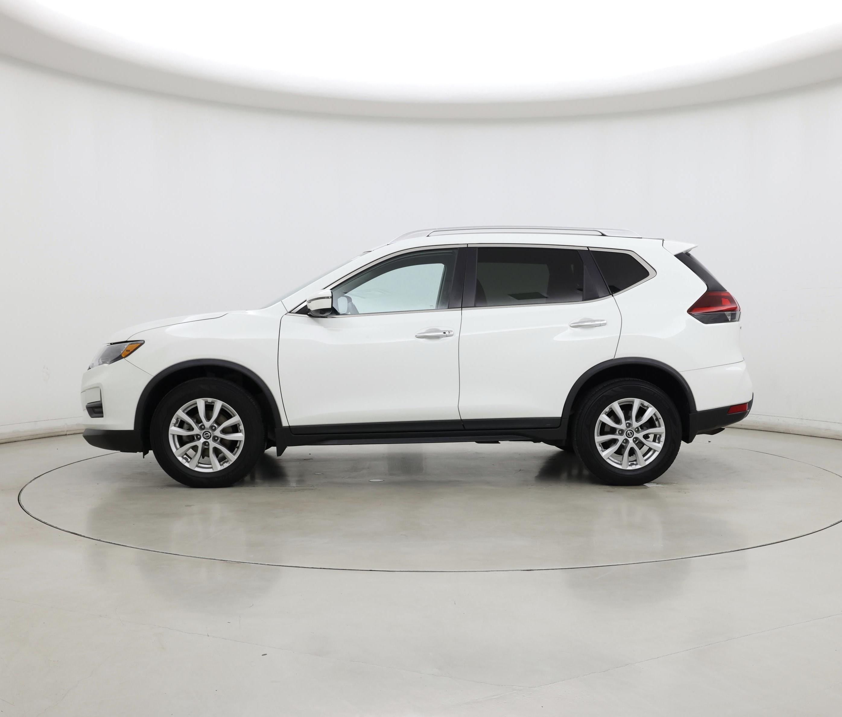 Thumbnail: 2018 Nissan Rogue - 3