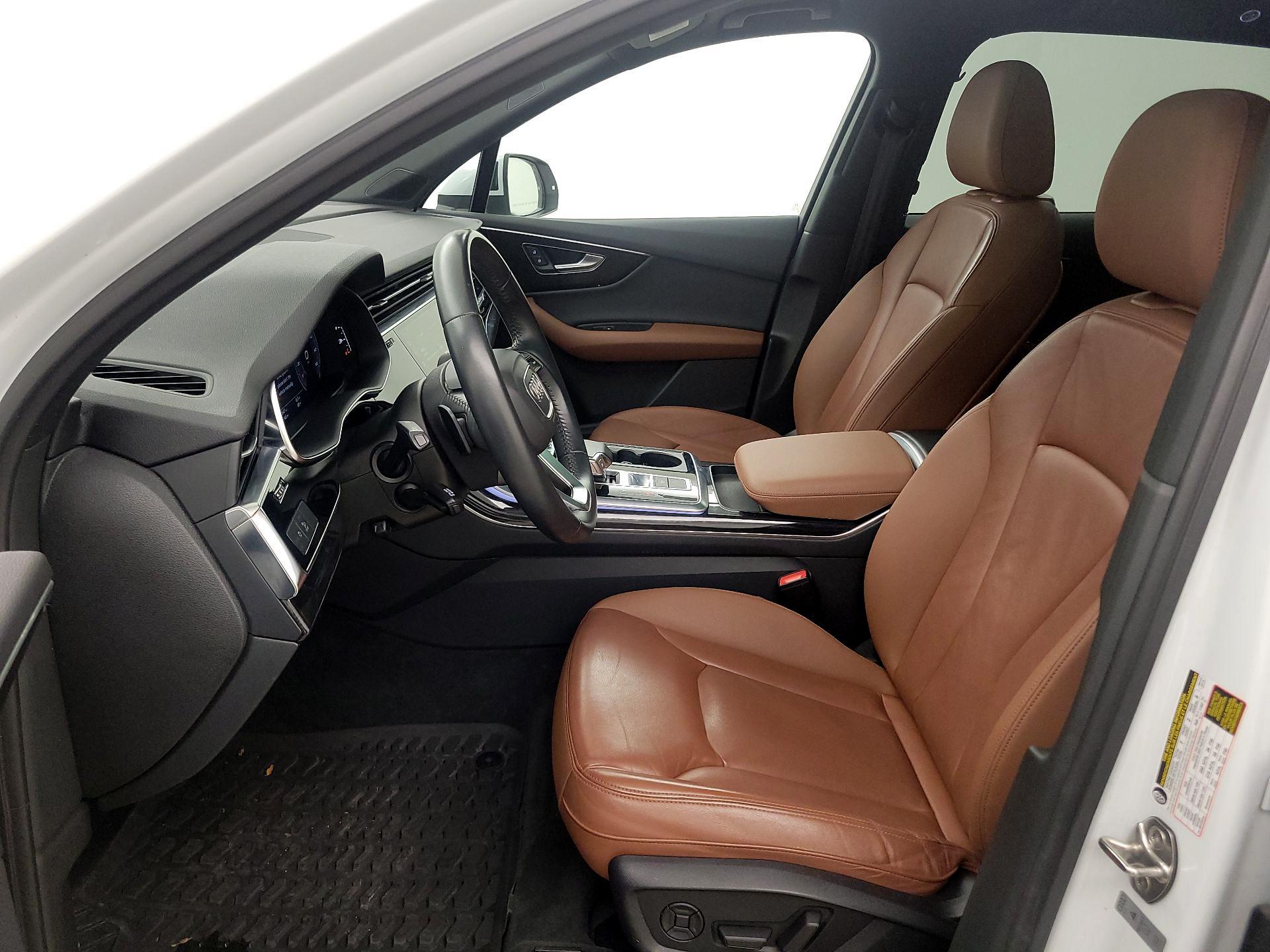 Thumbnail: 2020 Audi Q7 - 11