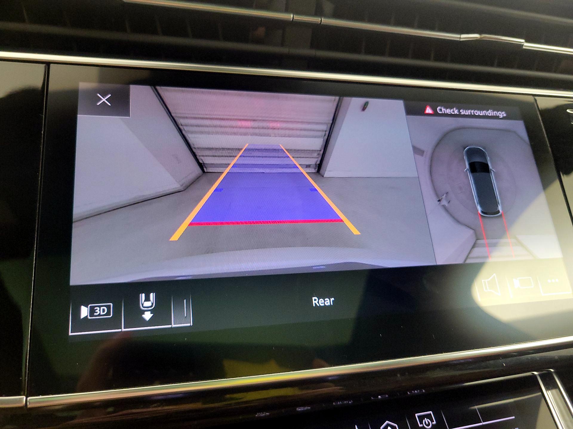 Thumbnail: 2020 Audi Q7 - 15
