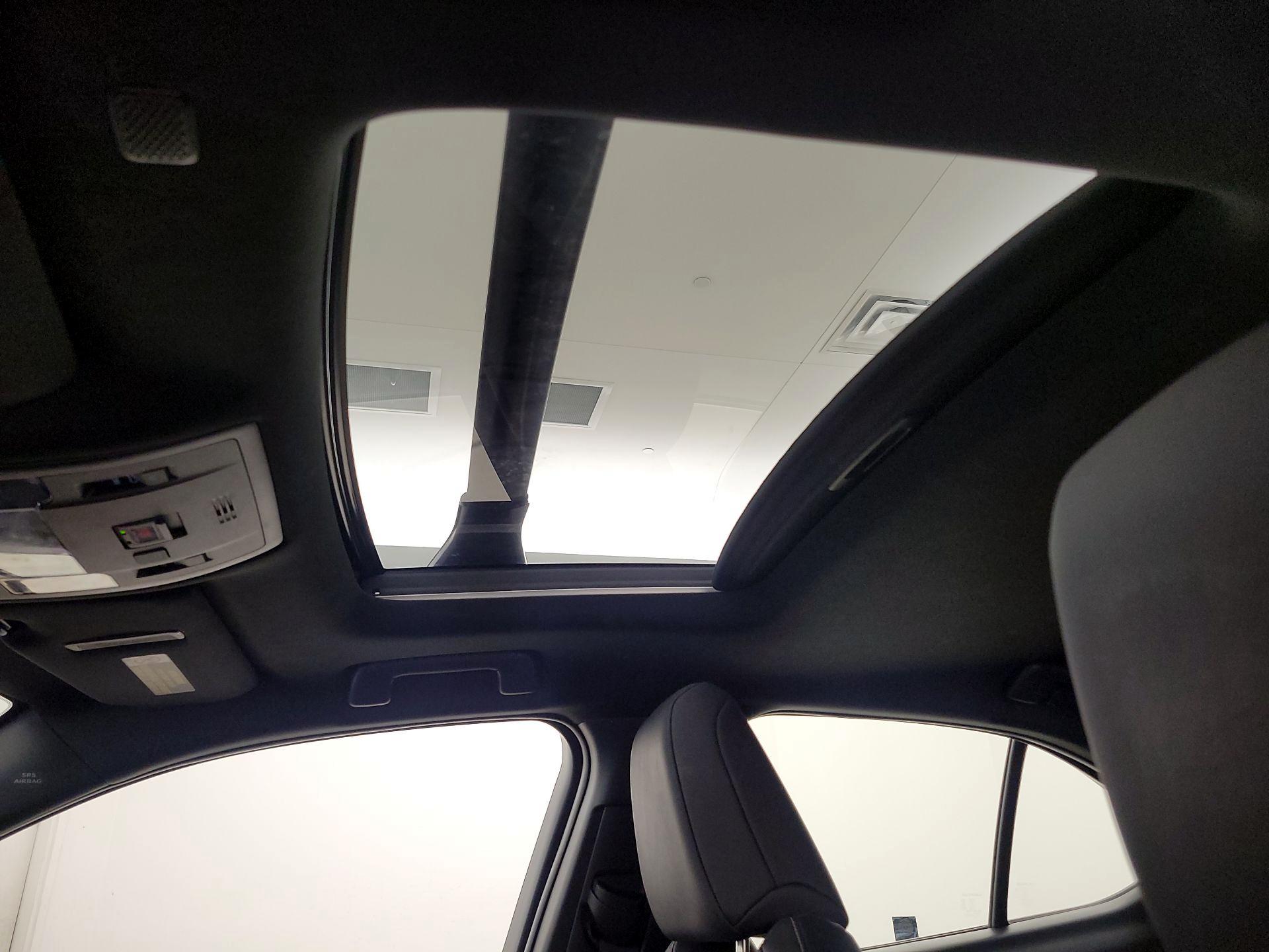Thumbnail: 2019 Lexus UX - 20