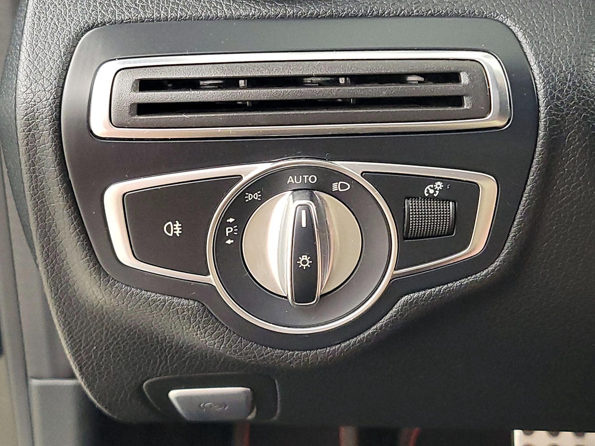Thumbnail: 2017 Mercedes-Benz C-Class - 13