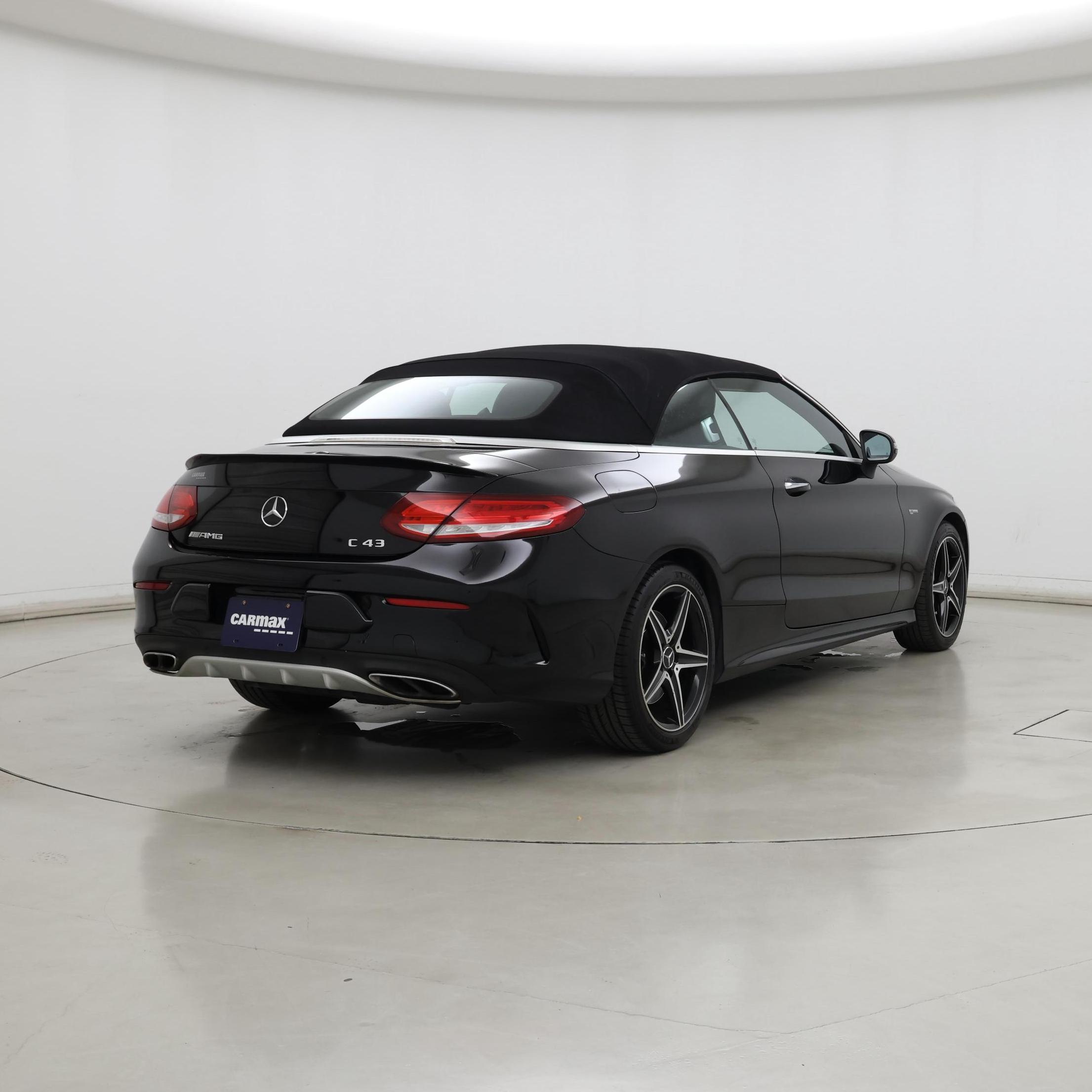 Thumbnail: 2017 Mercedes-Benz C-Class - 8