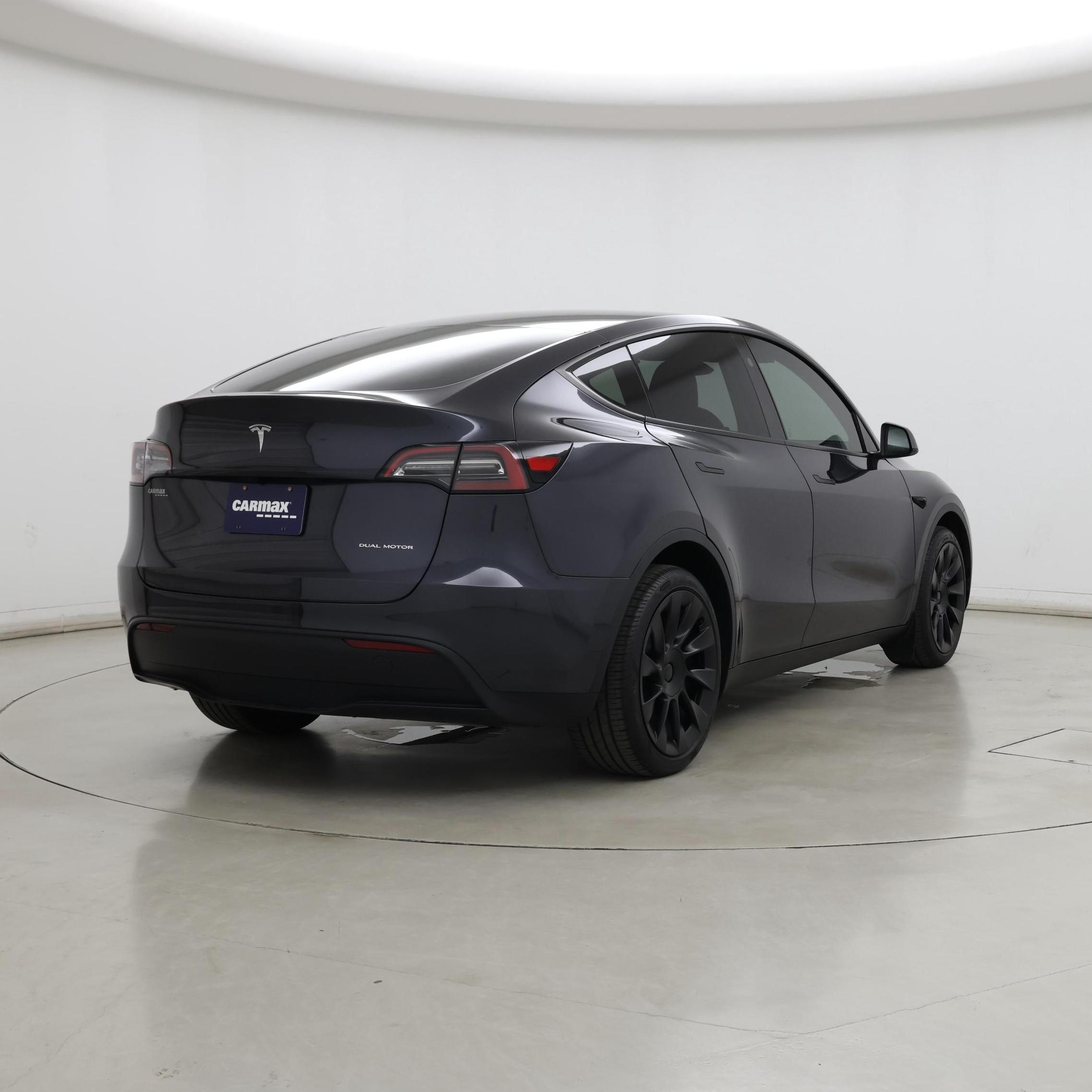Thumbnail: 2024 Tesla Model Y - 8