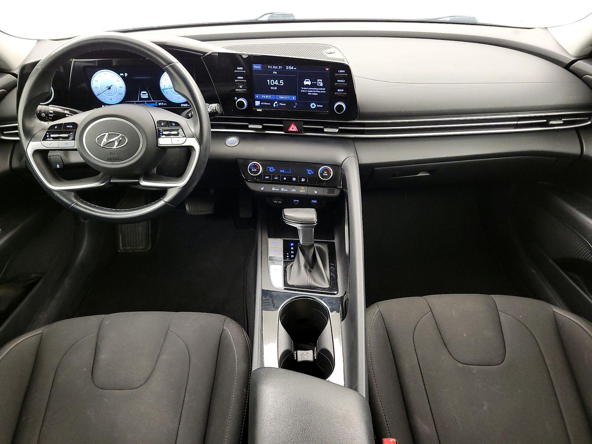 Thumbnail: 2021 Hyundai Elantra - 9