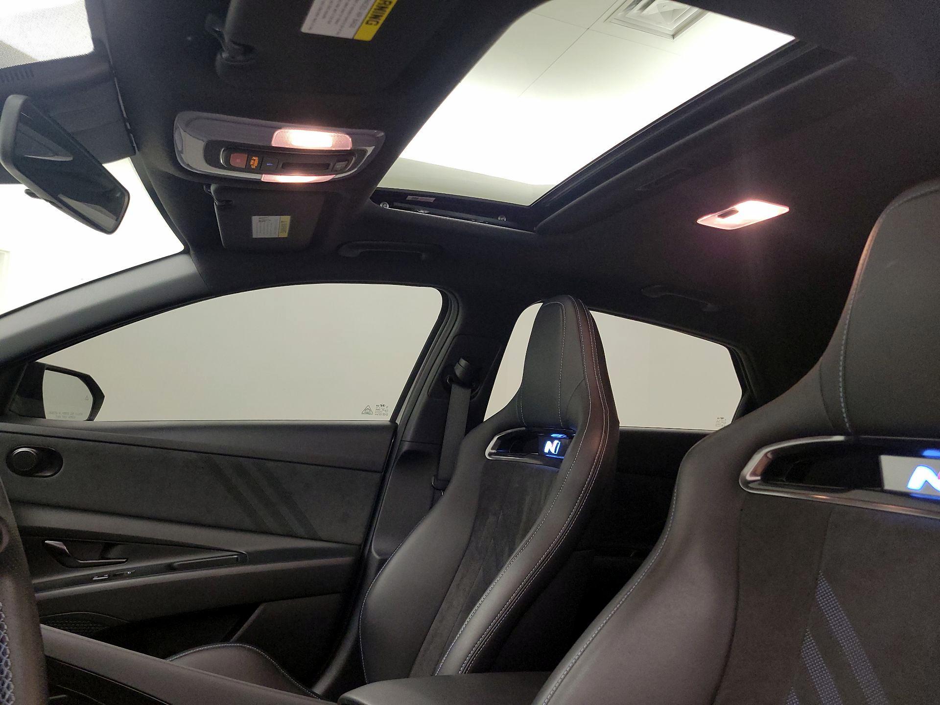 Thumbnail: 2023 Hyundai Elantra - 20