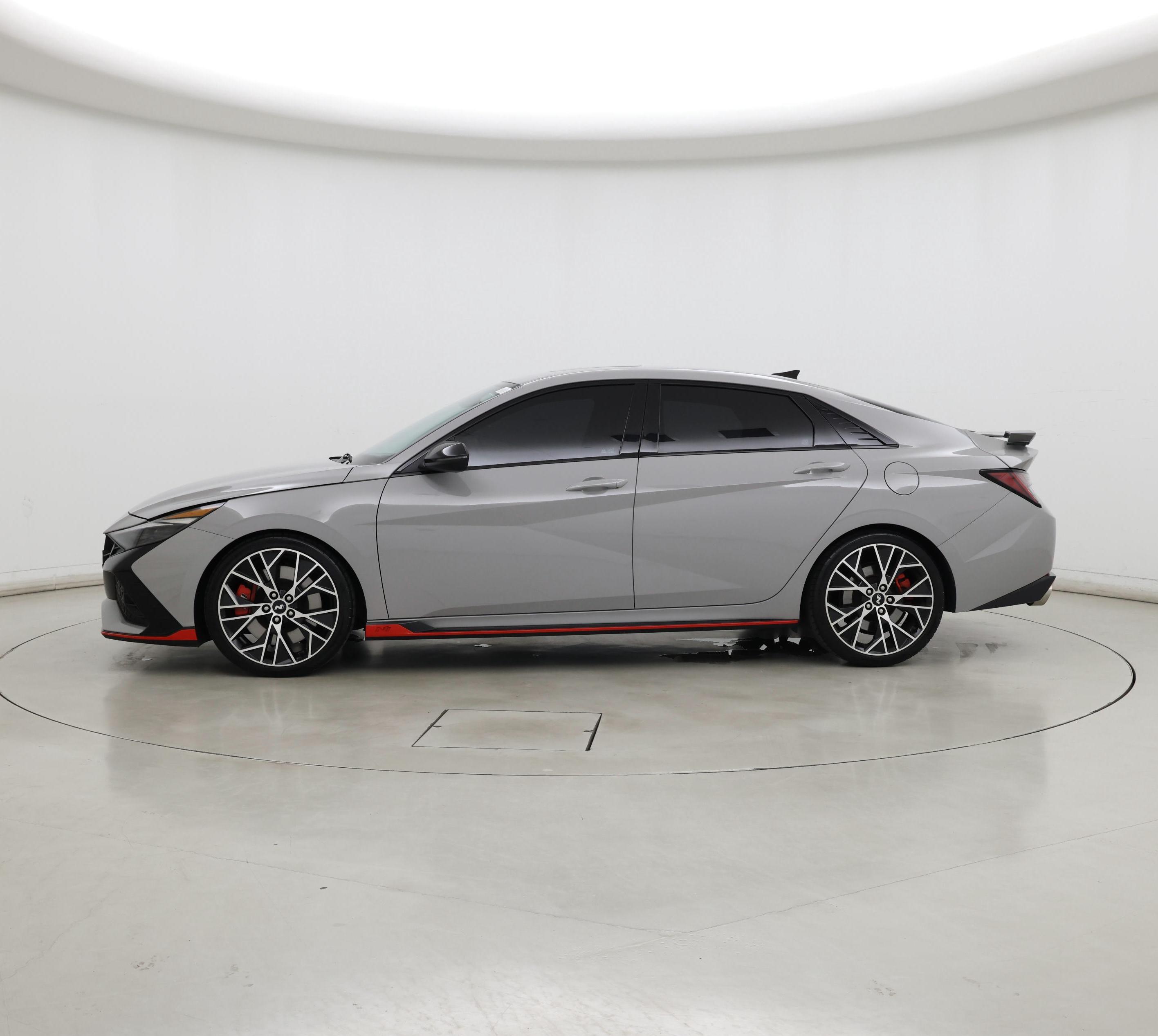Thumbnail: 2023 Hyundai Elantra - 3