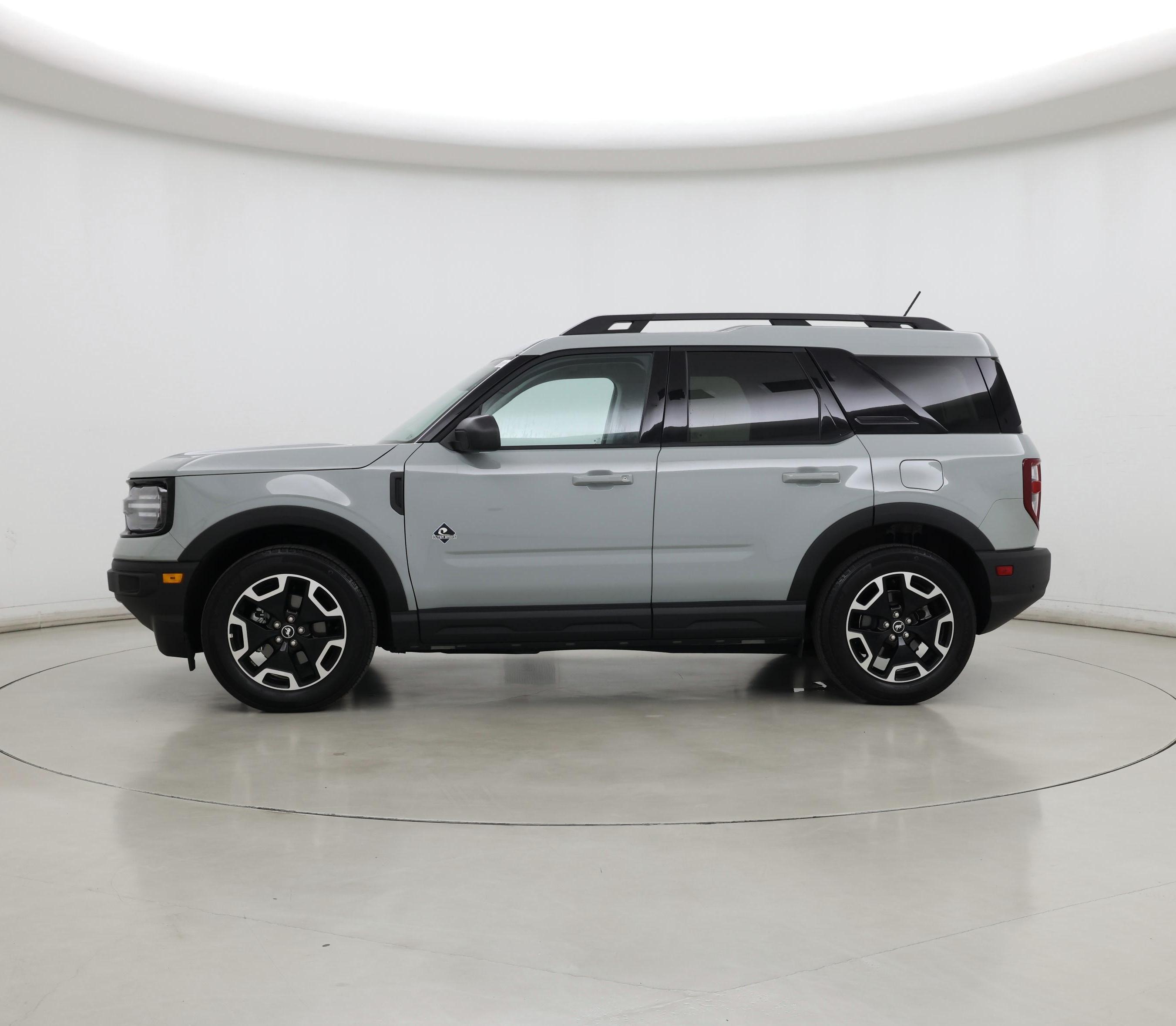 Thumbnail: 2023 Ford Bronco Sport - 3