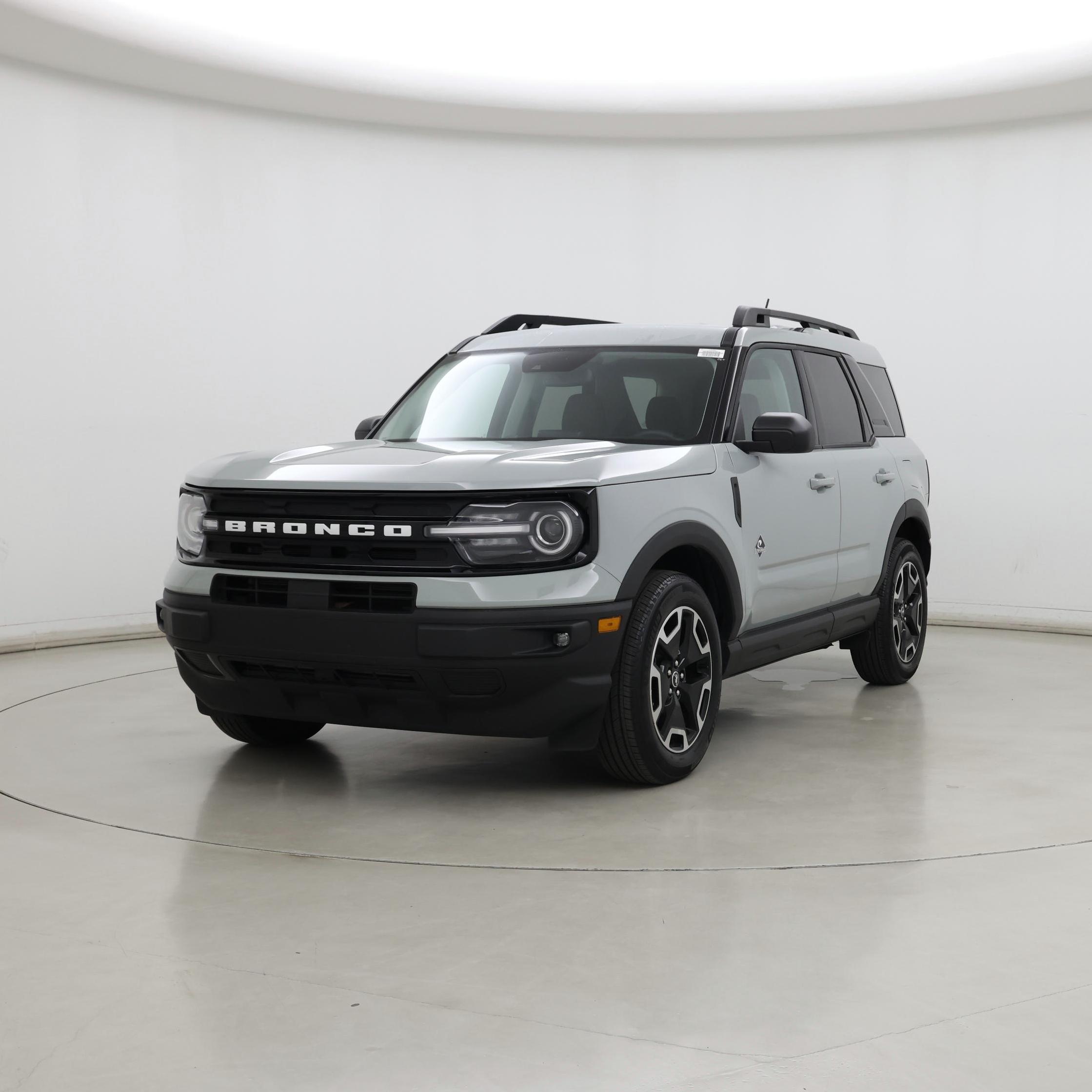 Thumbnail: 2023 Ford Bronco Sport - 4