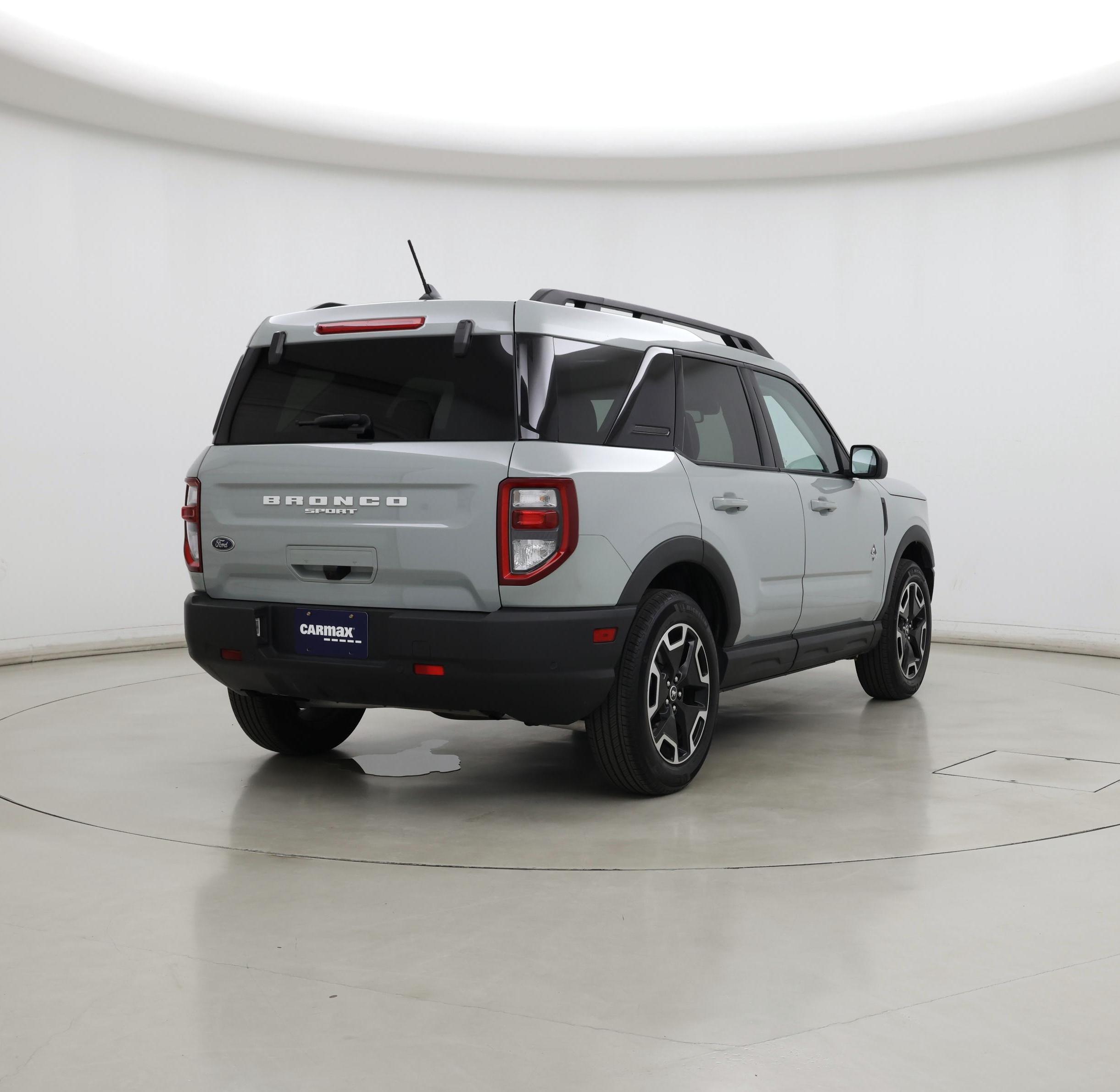 Thumbnail: 2023 Ford Bronco Sport - 8
