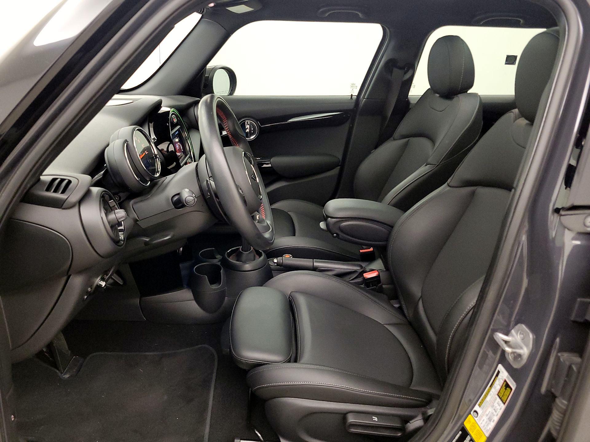 Thumbnail: 2021 MINI Cooper Hardtop - 11
