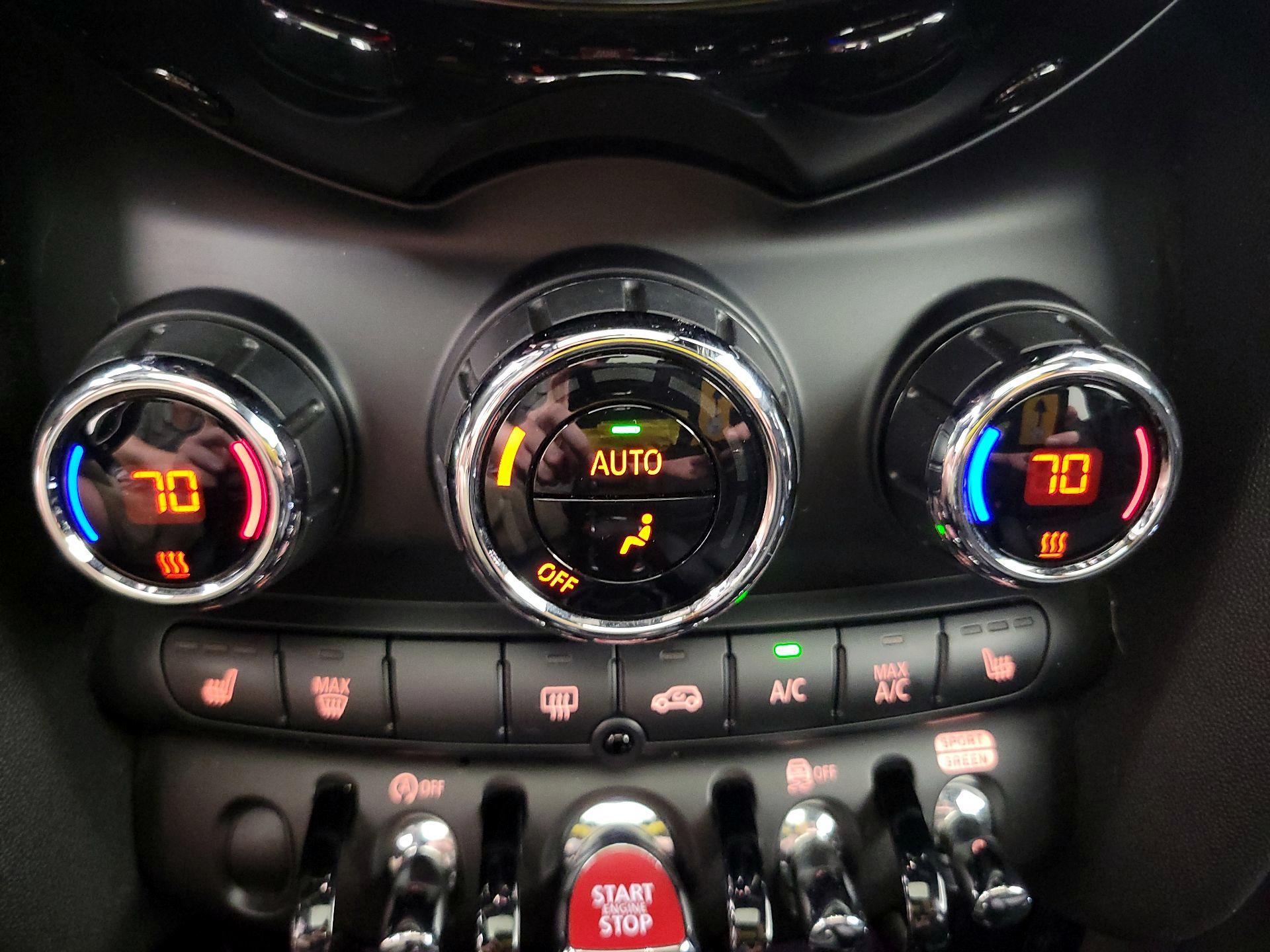 Thumbnail: 2021 MINI Cooper Hardtop - 16