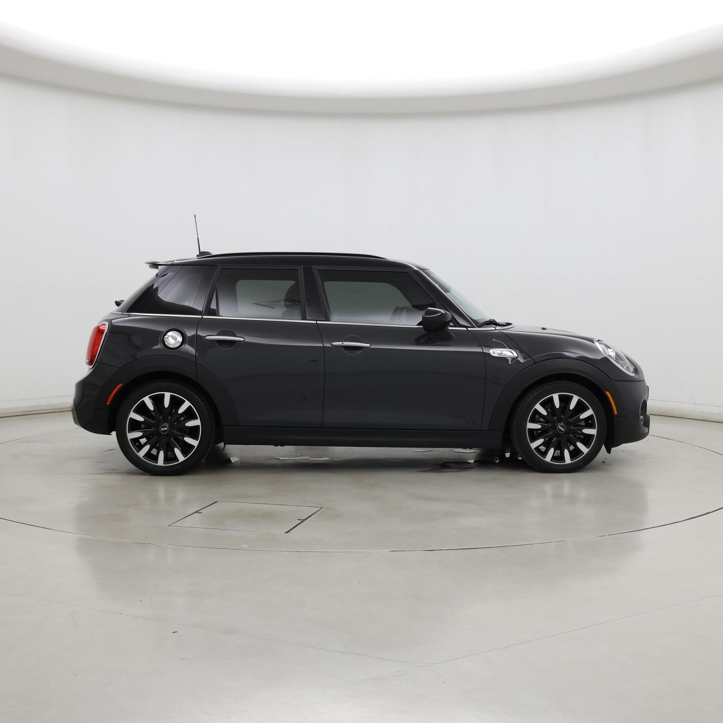 Thumbnail: 2021 MINI Cooper Hardtop - 7