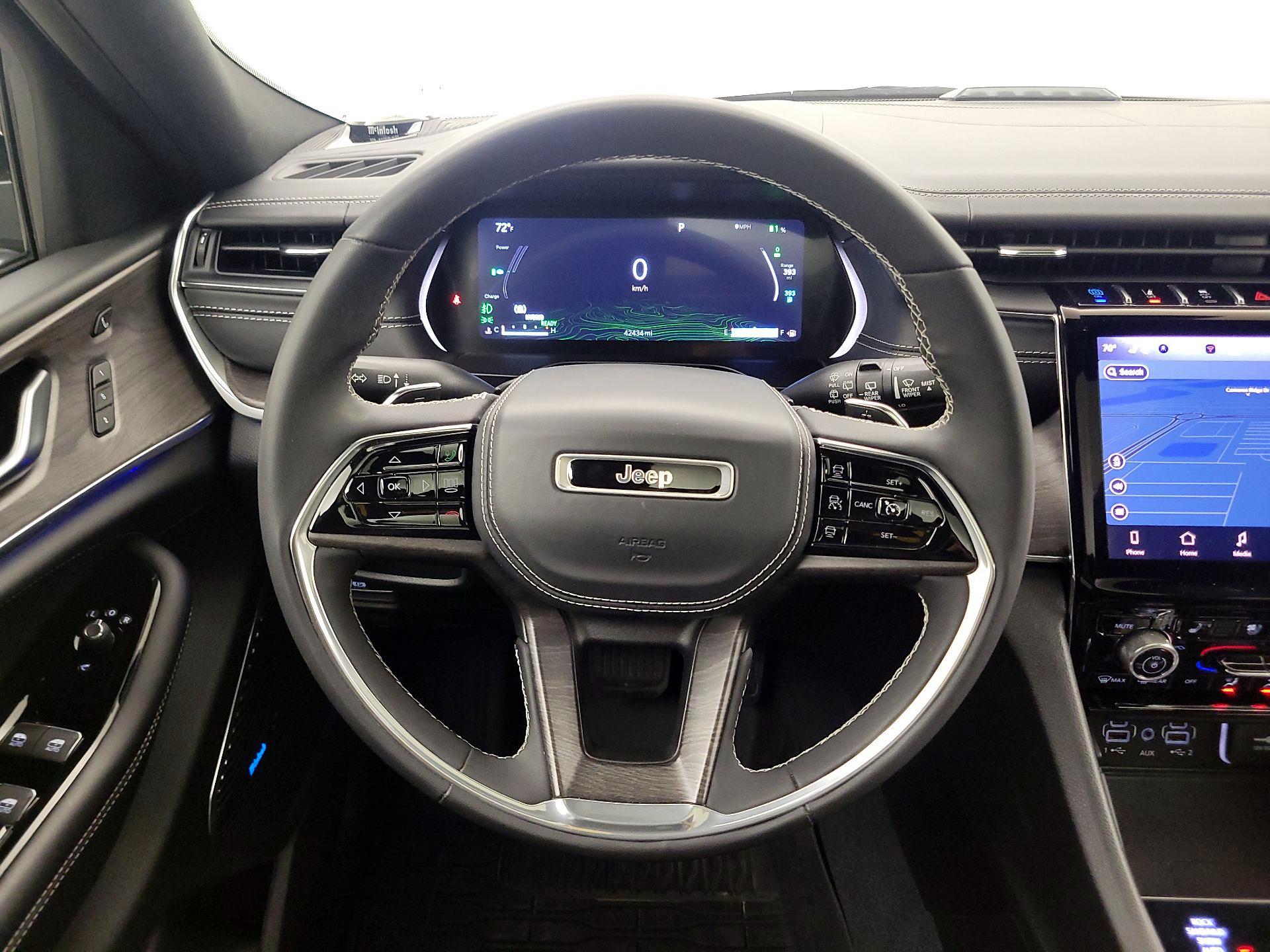 Thumbnail: 2022 Jeep Grand Cherokee - 10