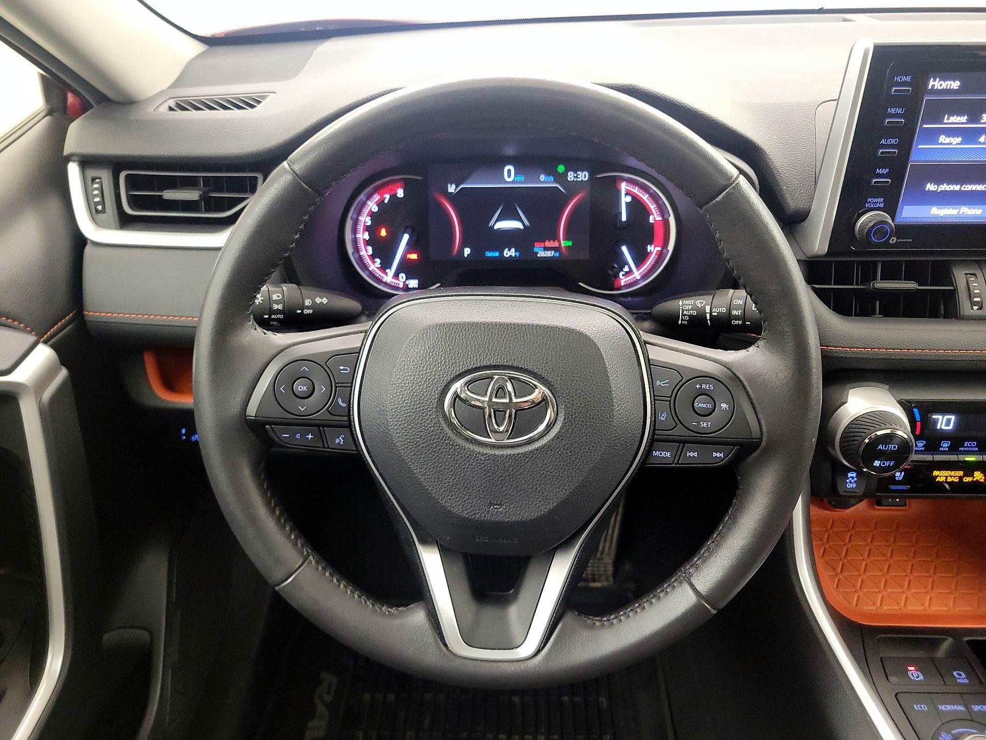 Thumbnail: 2019 Toyota RAV4 - 10