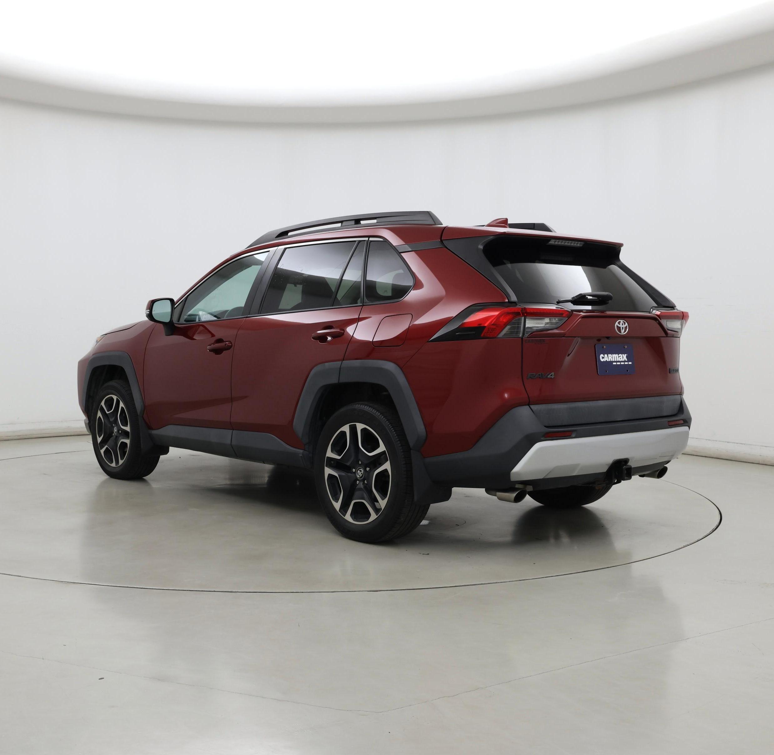 Thumbnail: 2019 Toyota RAV4 - 2