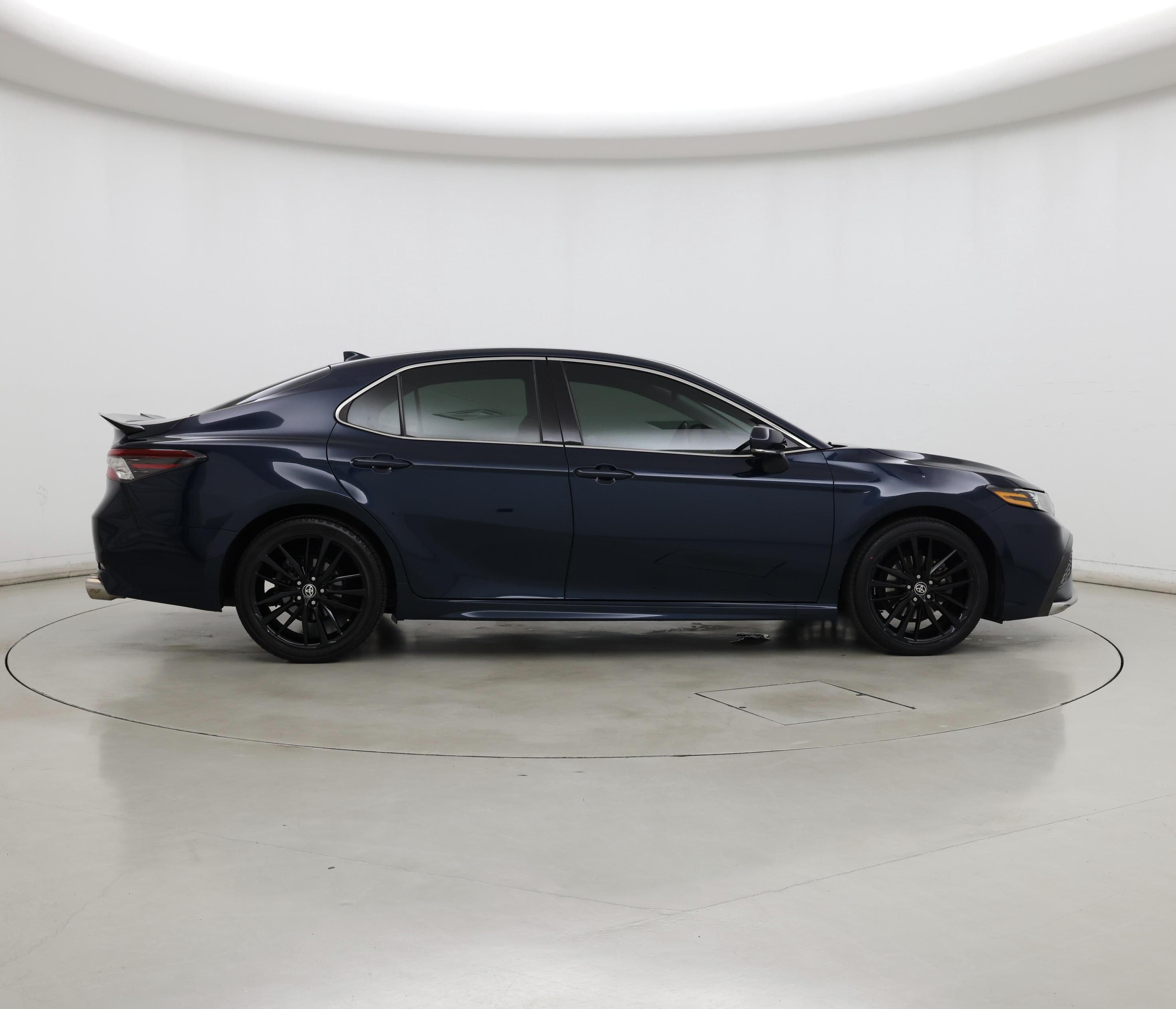 Thumbnail: 2021 Toyota Camry - 7