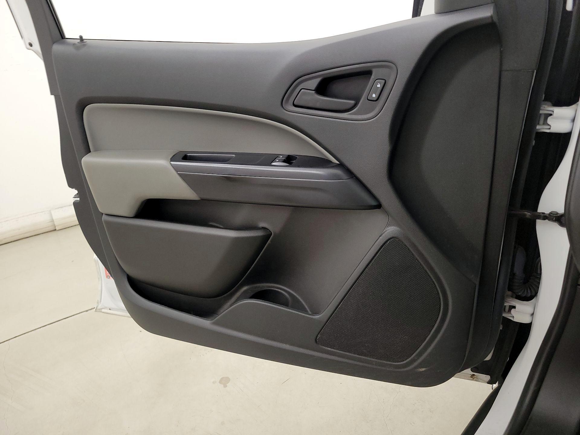 Thumbnail: 2020 Chevrolet Colorado - 12