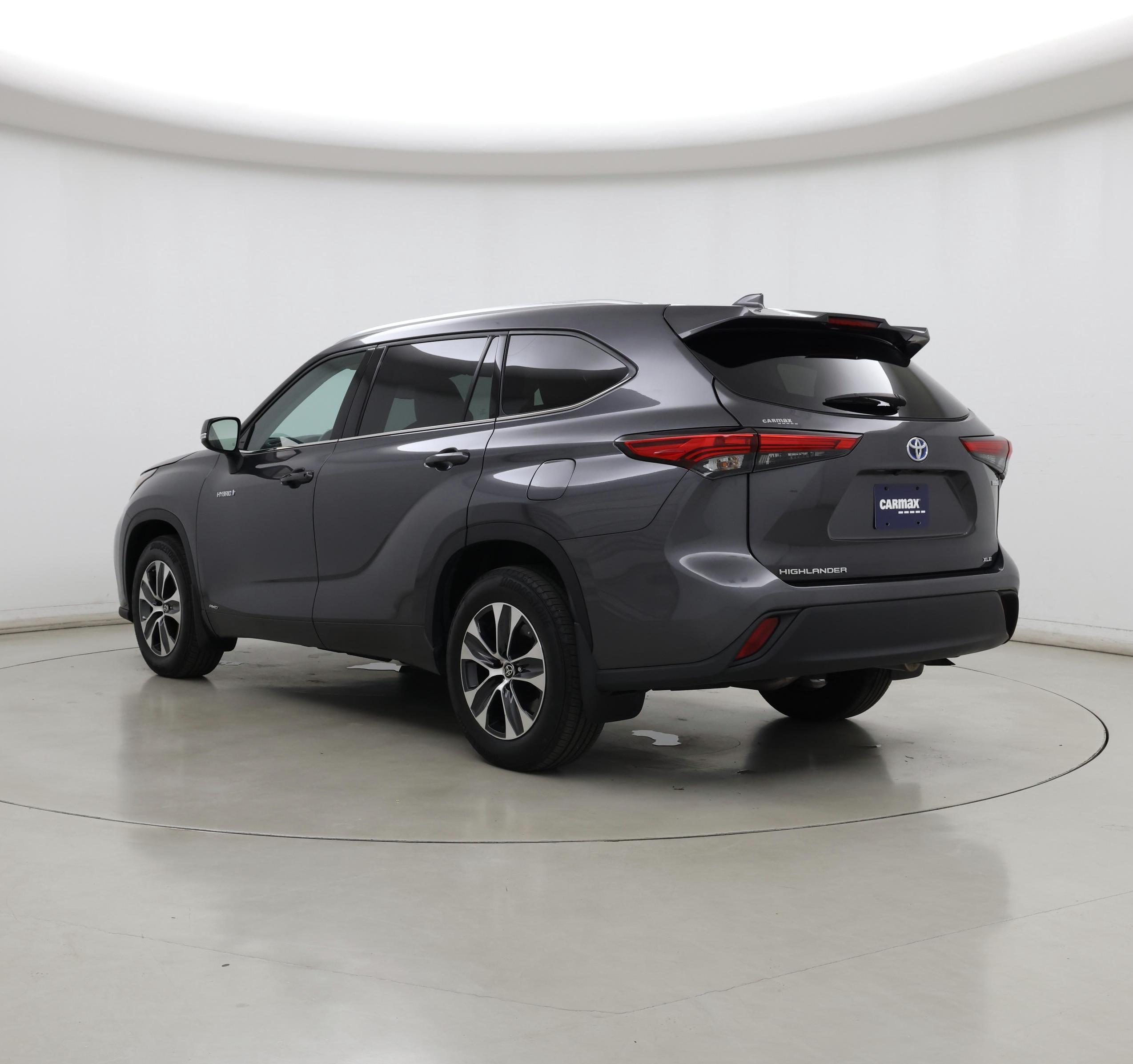 Thumbnail: 2021 Toyota Highlander - 2