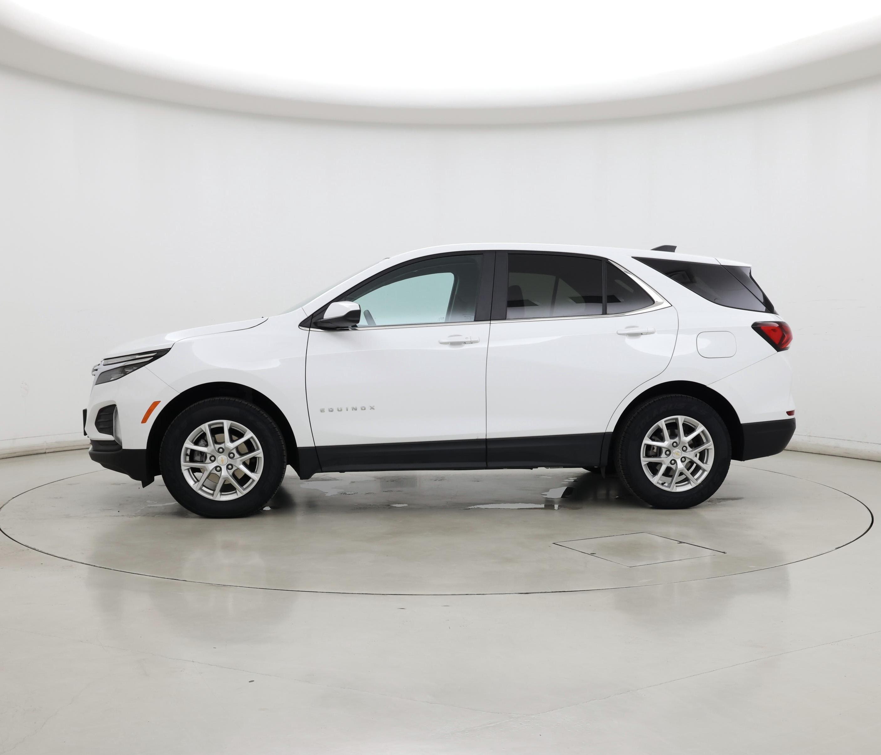 Thumbnail: 2023 Chevrolet Equinox - 3
