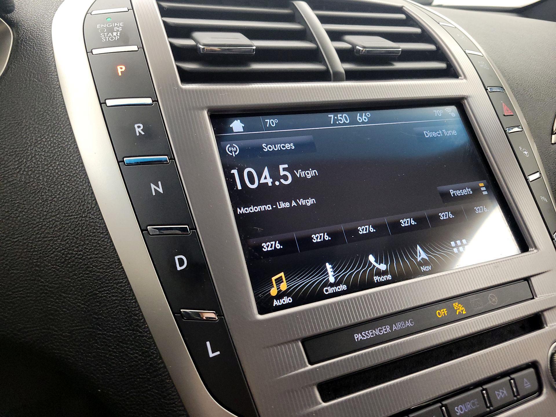 Thumbnail: 2017 Lincoln MKZ - 18