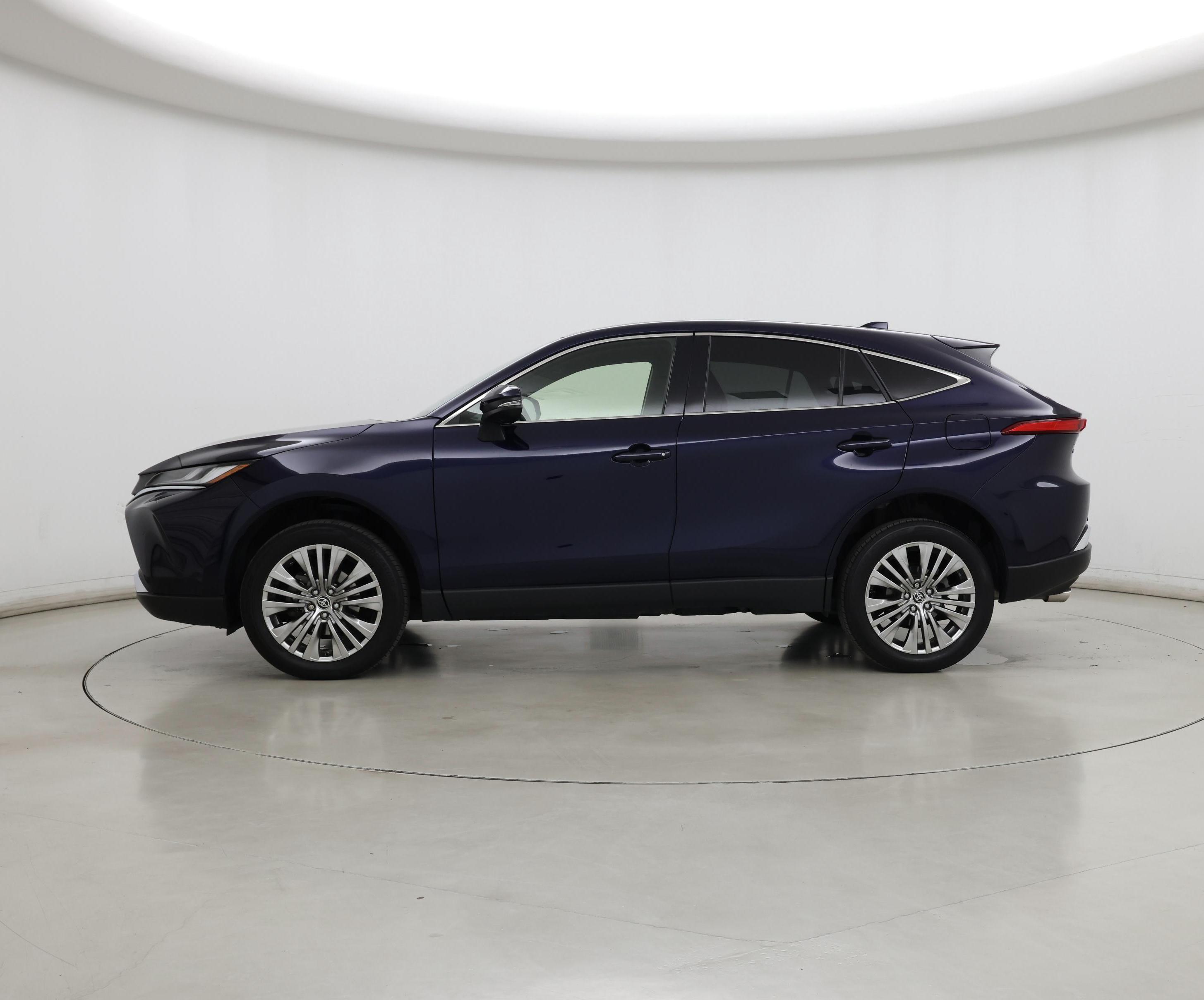 Thumbnail: 2022 Toyota Venza - 3