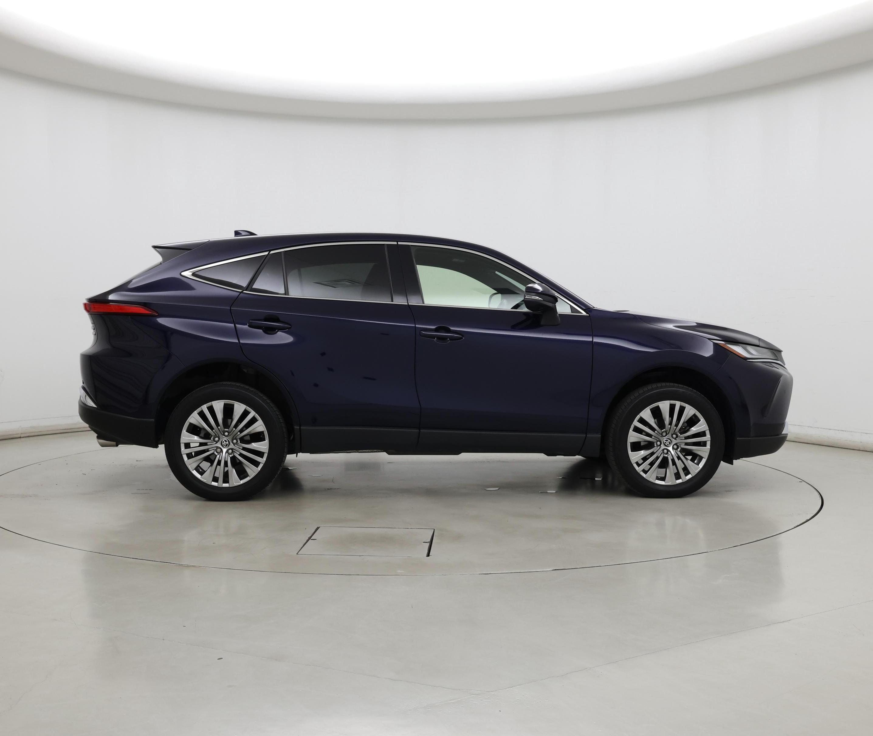 Thumbnail: 2022 Toyota Venza - 7